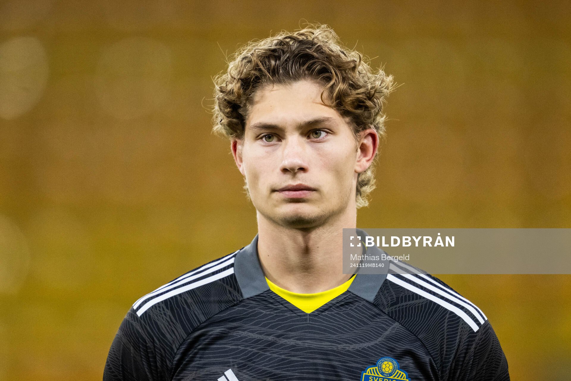 Goalkeeper William Nieroth Lundgren of Sweden