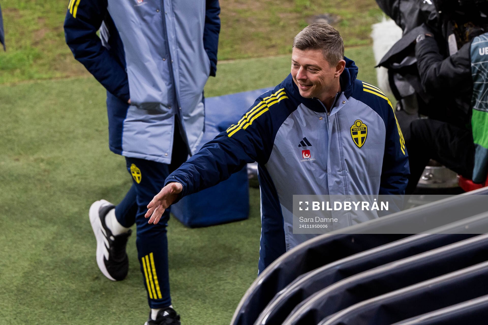 Head coach Jon Dahl Tomasson of Sweden