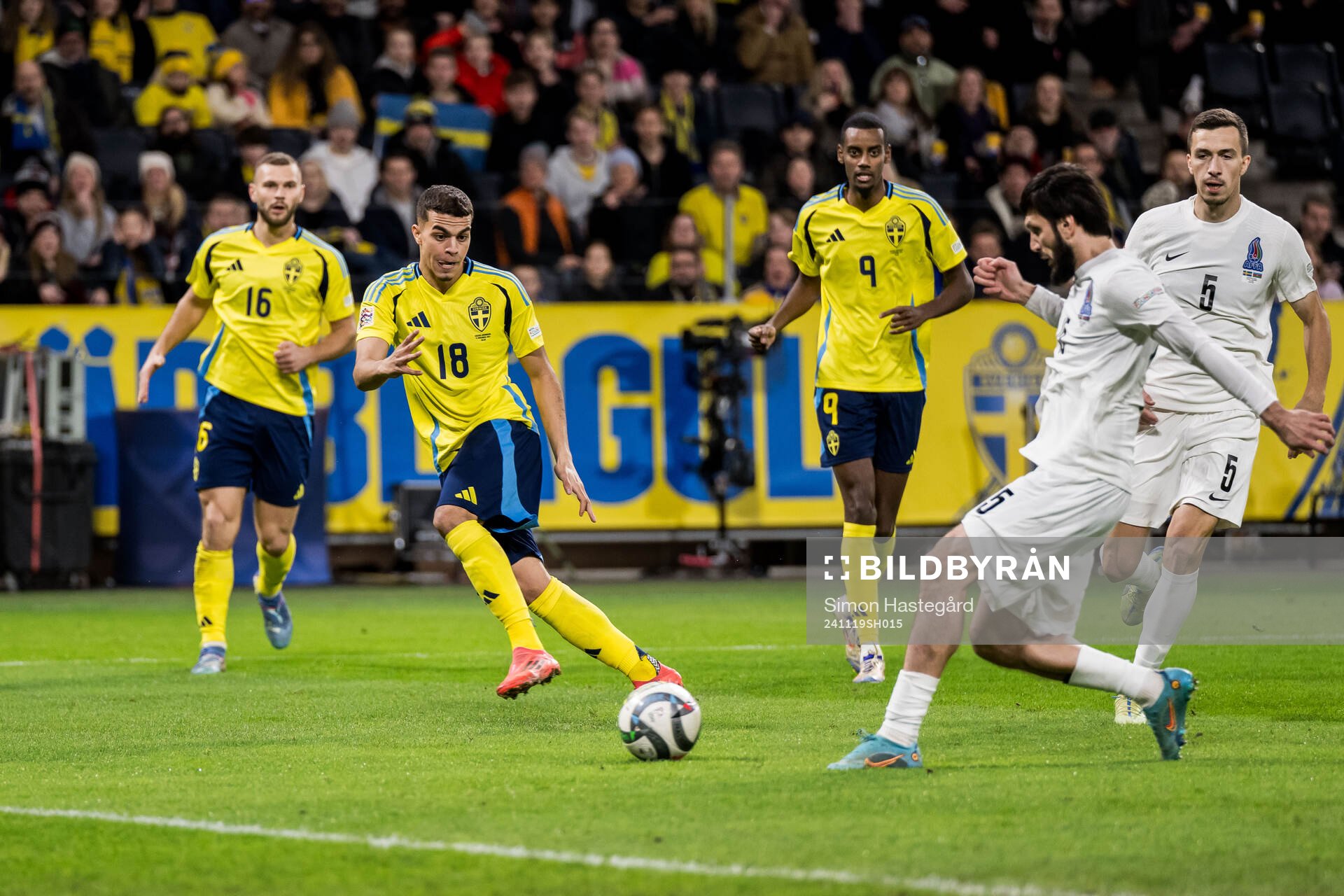 Yasin Ayari of Sweden
