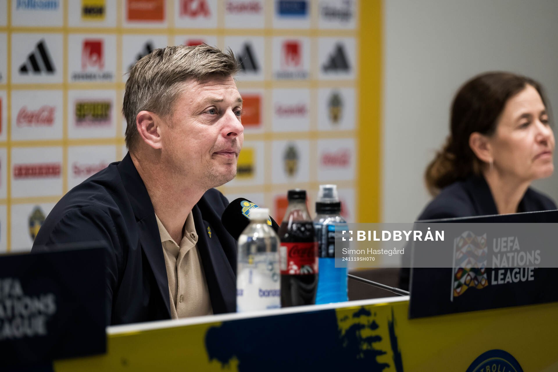 Head coach Jon Dahl Tomasson of Sweden