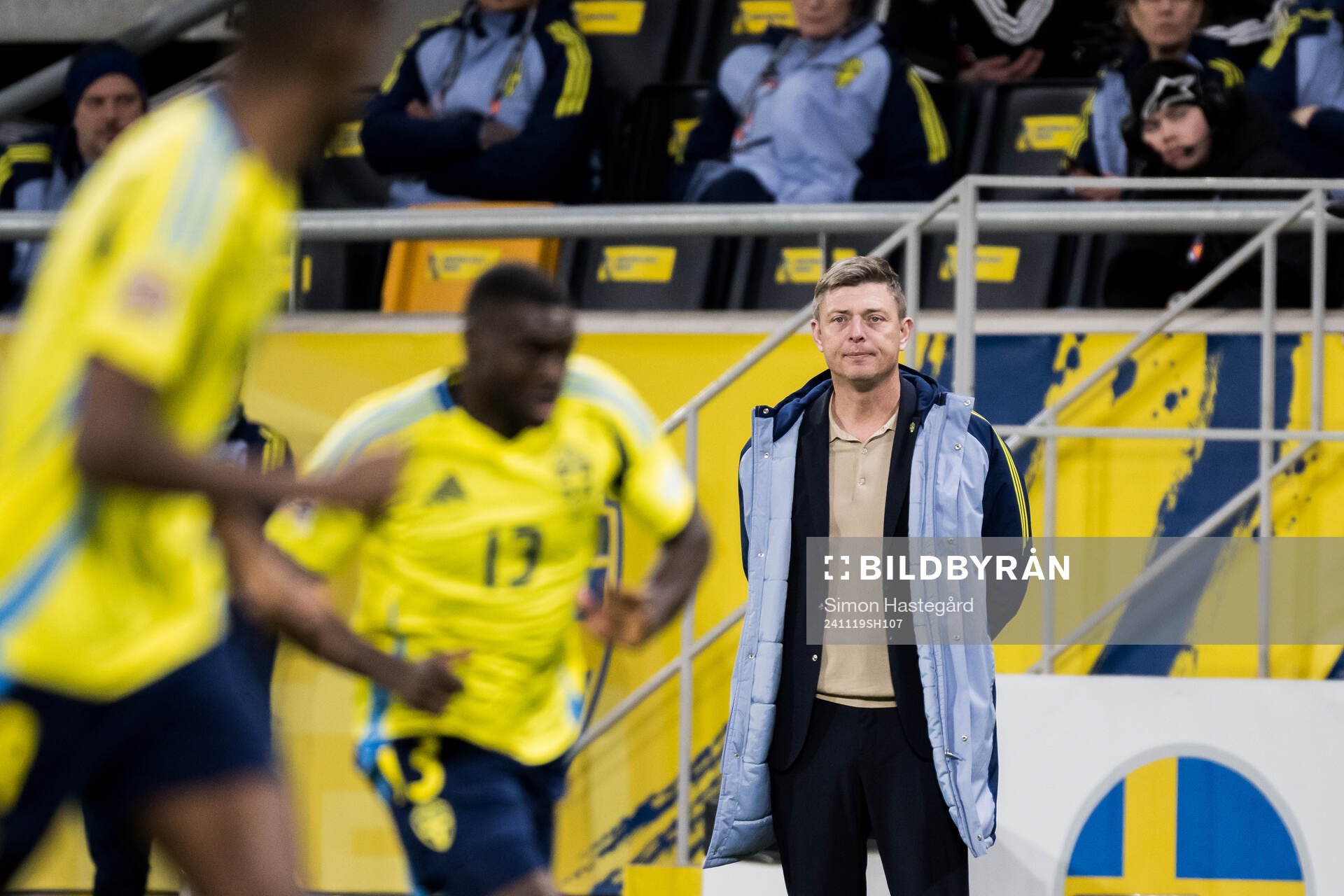 Head coach Jon Dahl Tomasson of Sweden