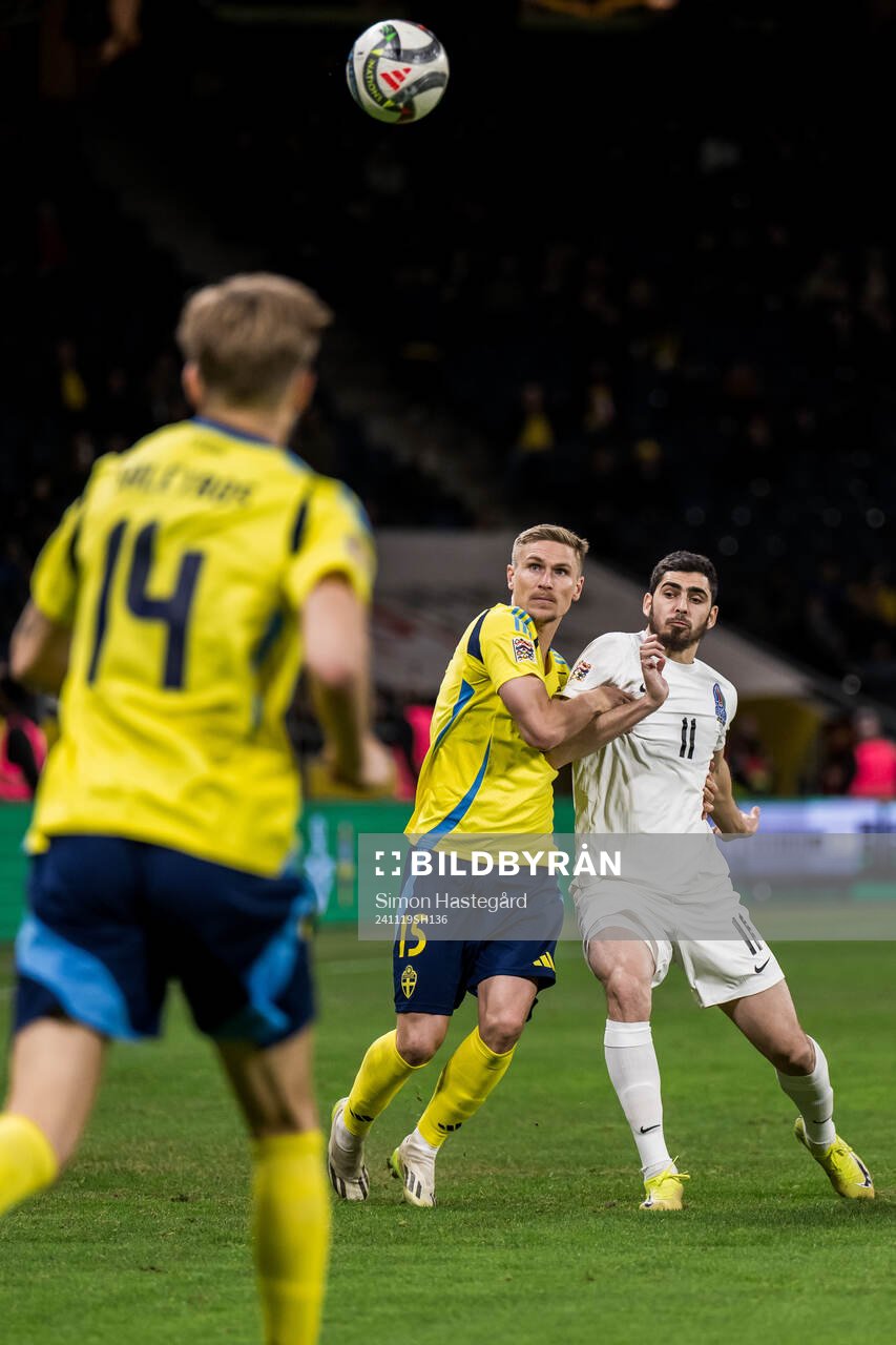 Carl Starfelt of Sweden and Rashad Azizov of Azerbaijan