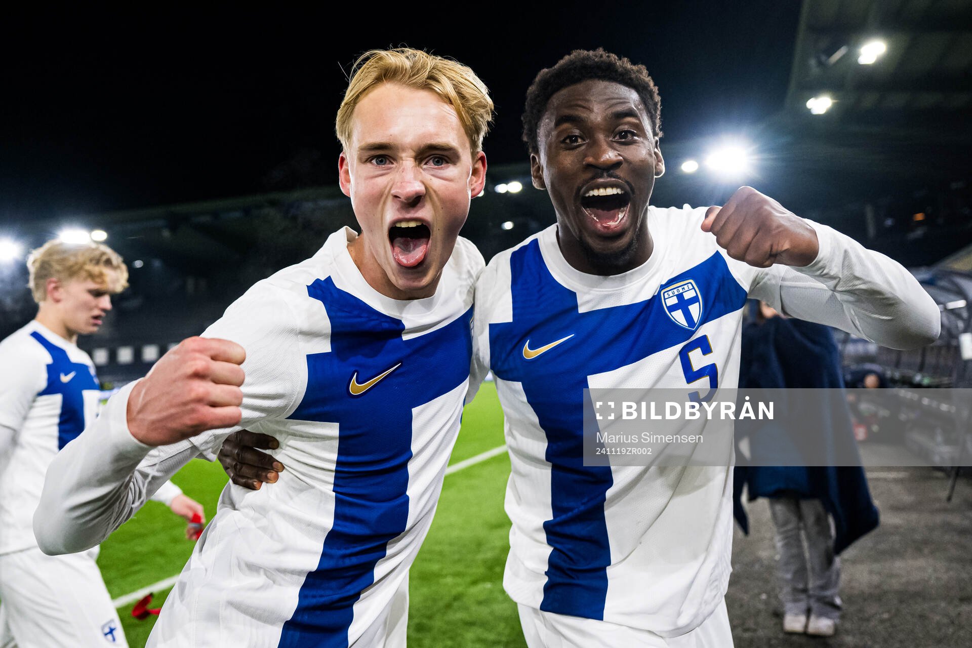 Liam Möller and Tony Miettinen of Finland celebrates