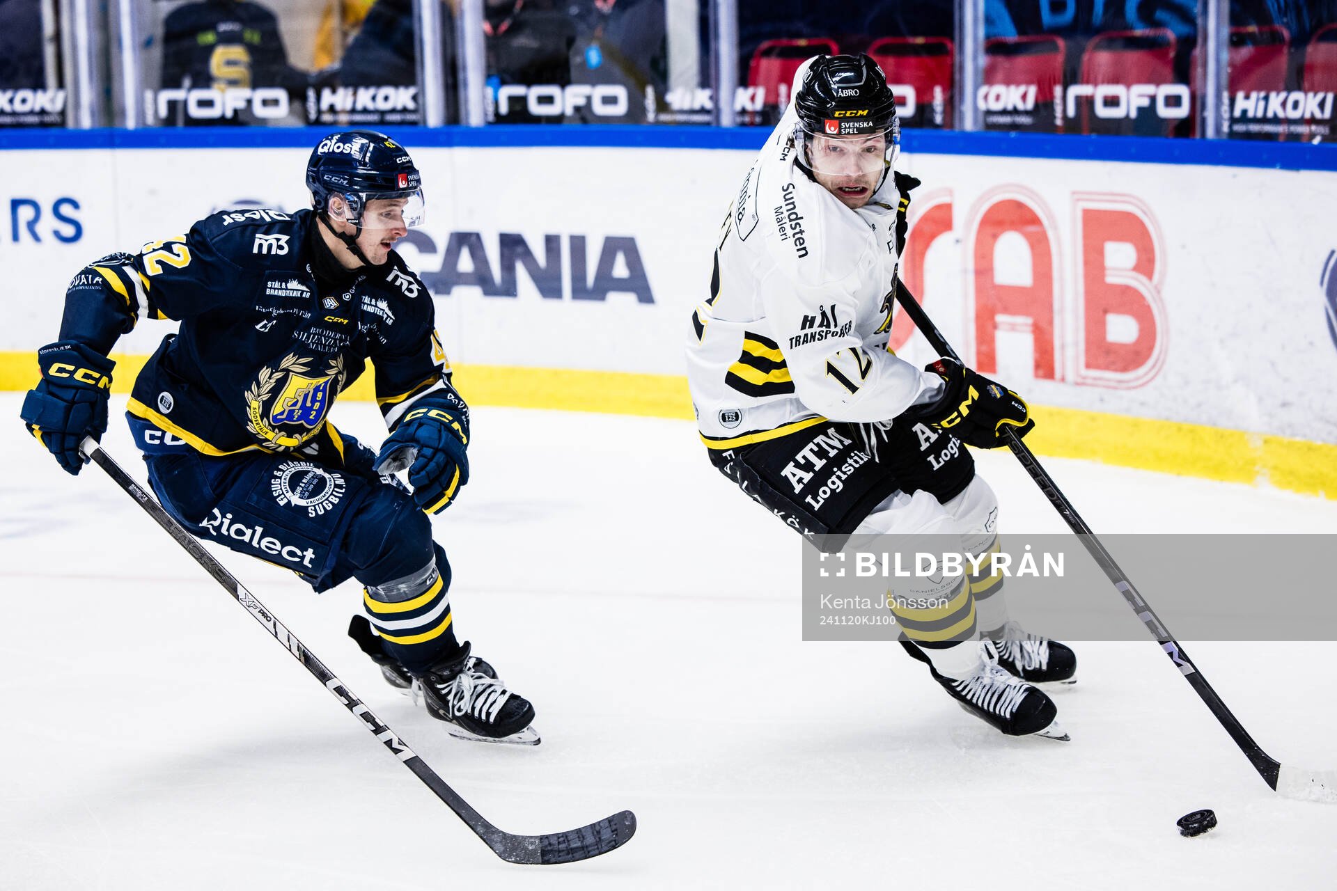 Södertäljes Ludvig Hedström och AIKs Scott Pooley