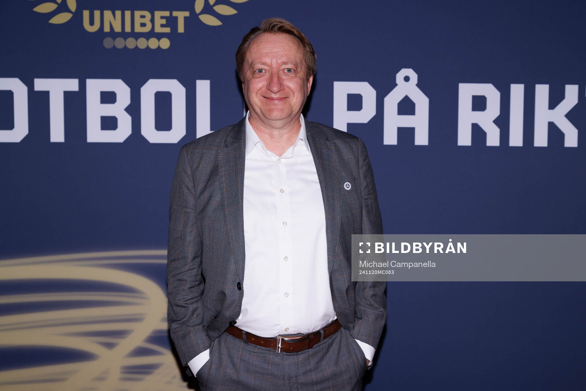 Stefan Mellerborg, Presschef AIK Fotboll på röda mattan under Allsvenskans Stora Pris den 20 november 2024 i Stockholm. 