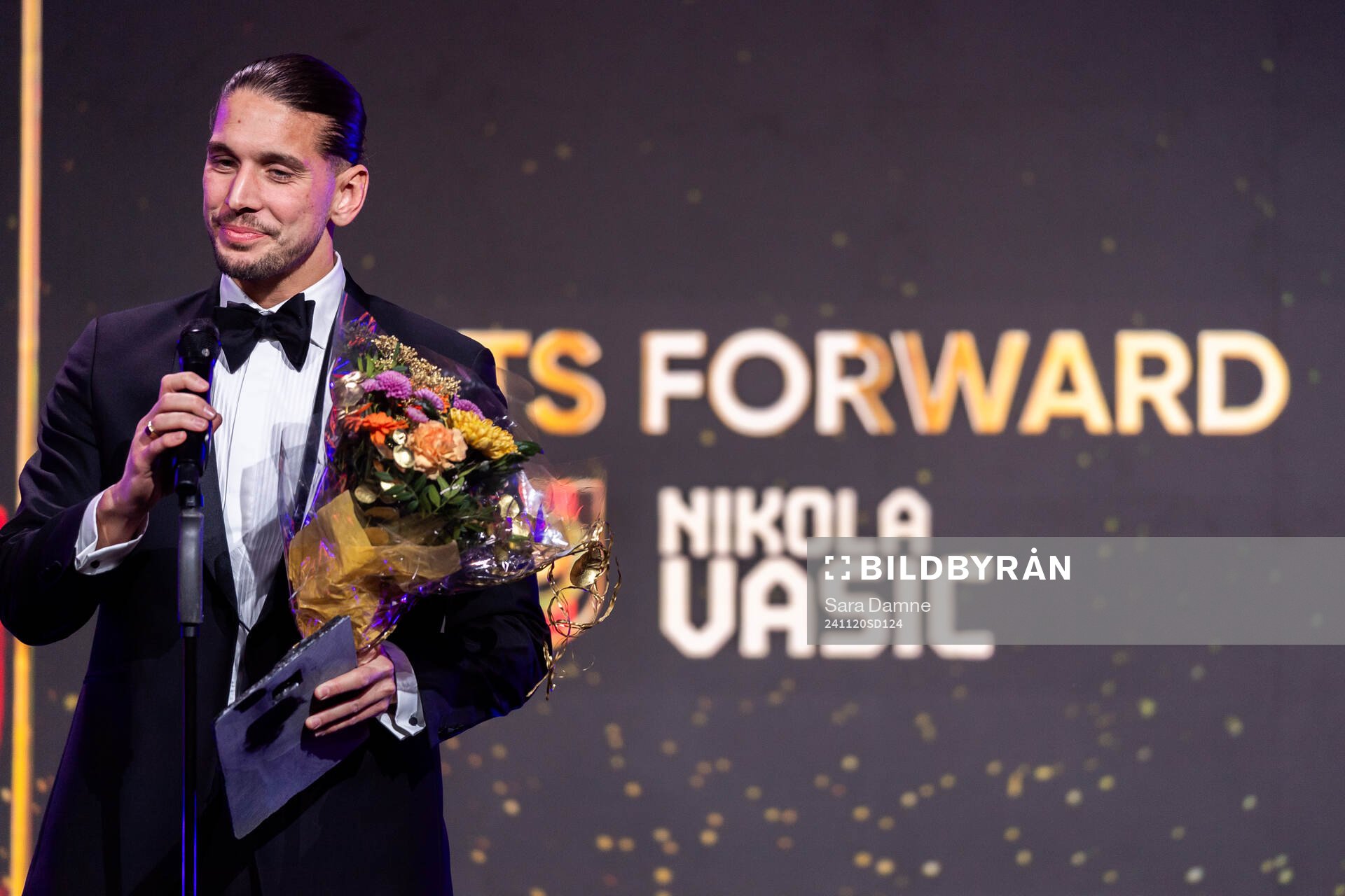 Brommapojkarnas Nikola Vasic tilldelas priset för årets