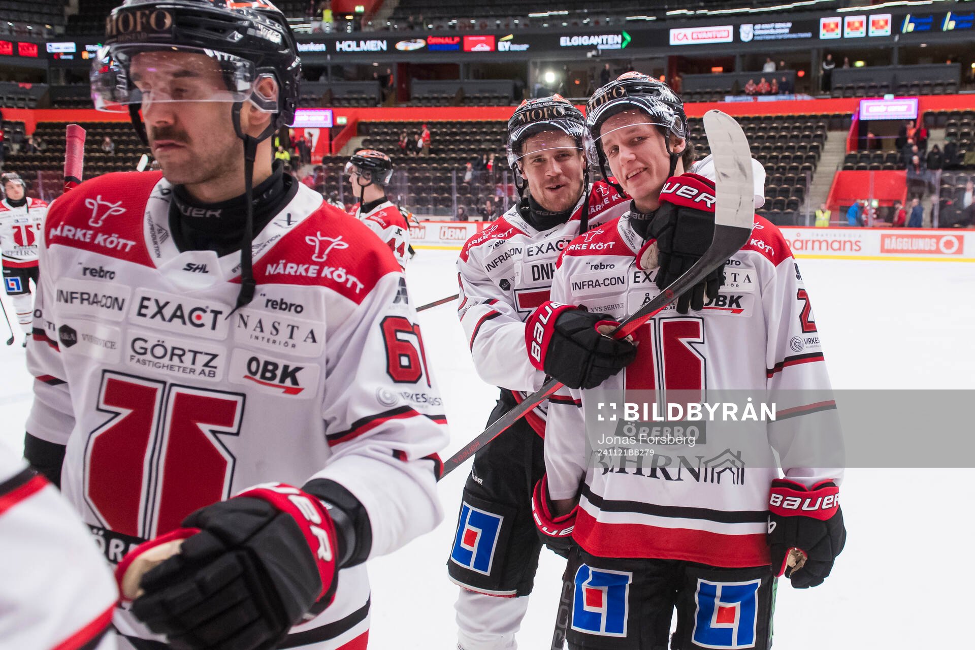 Örebros Patrik Puistola och Ludvig Larsson jublar