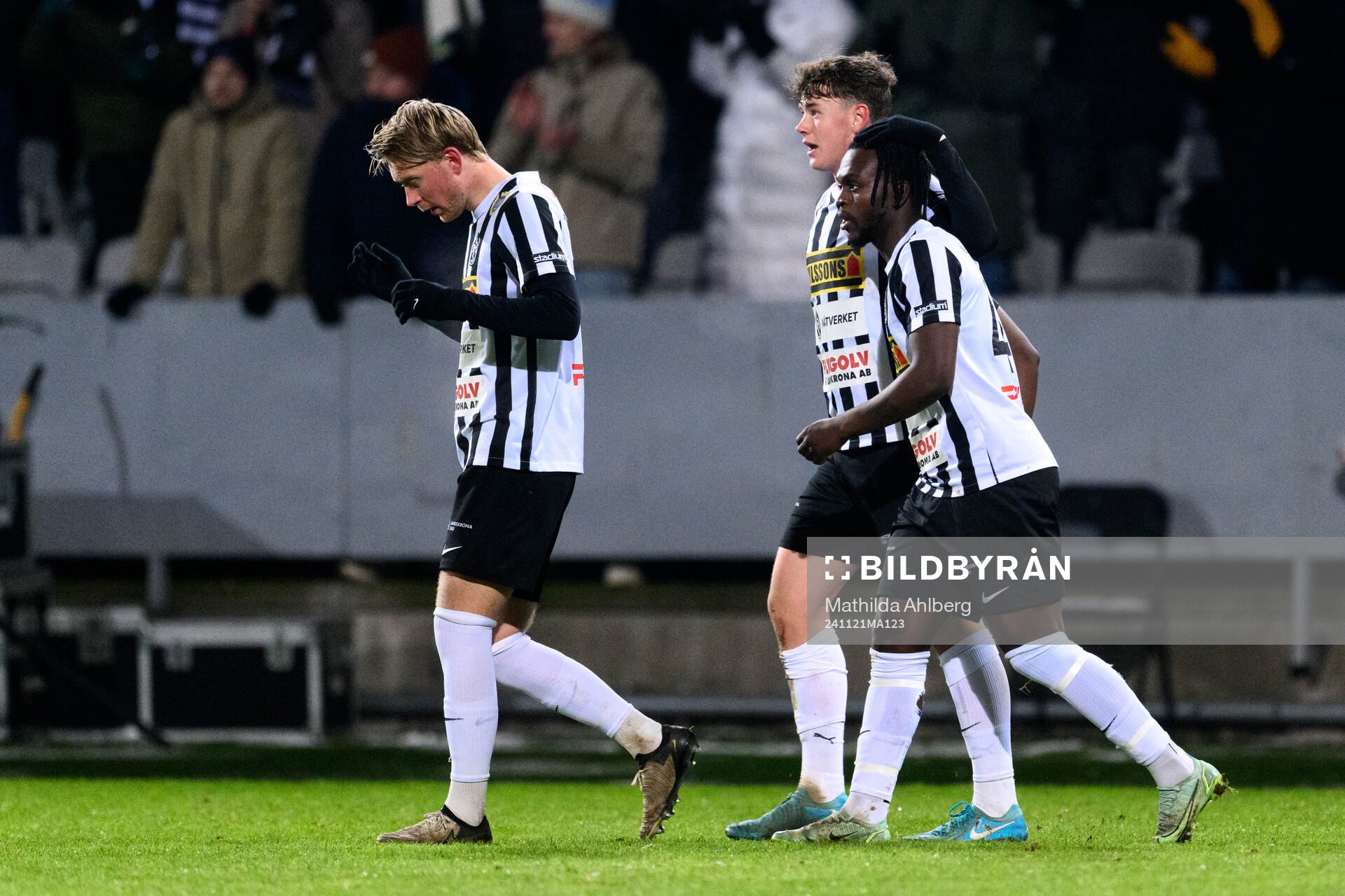 Landskronas Adam Egnell, Max Nilsson och Kofi Asare jublar