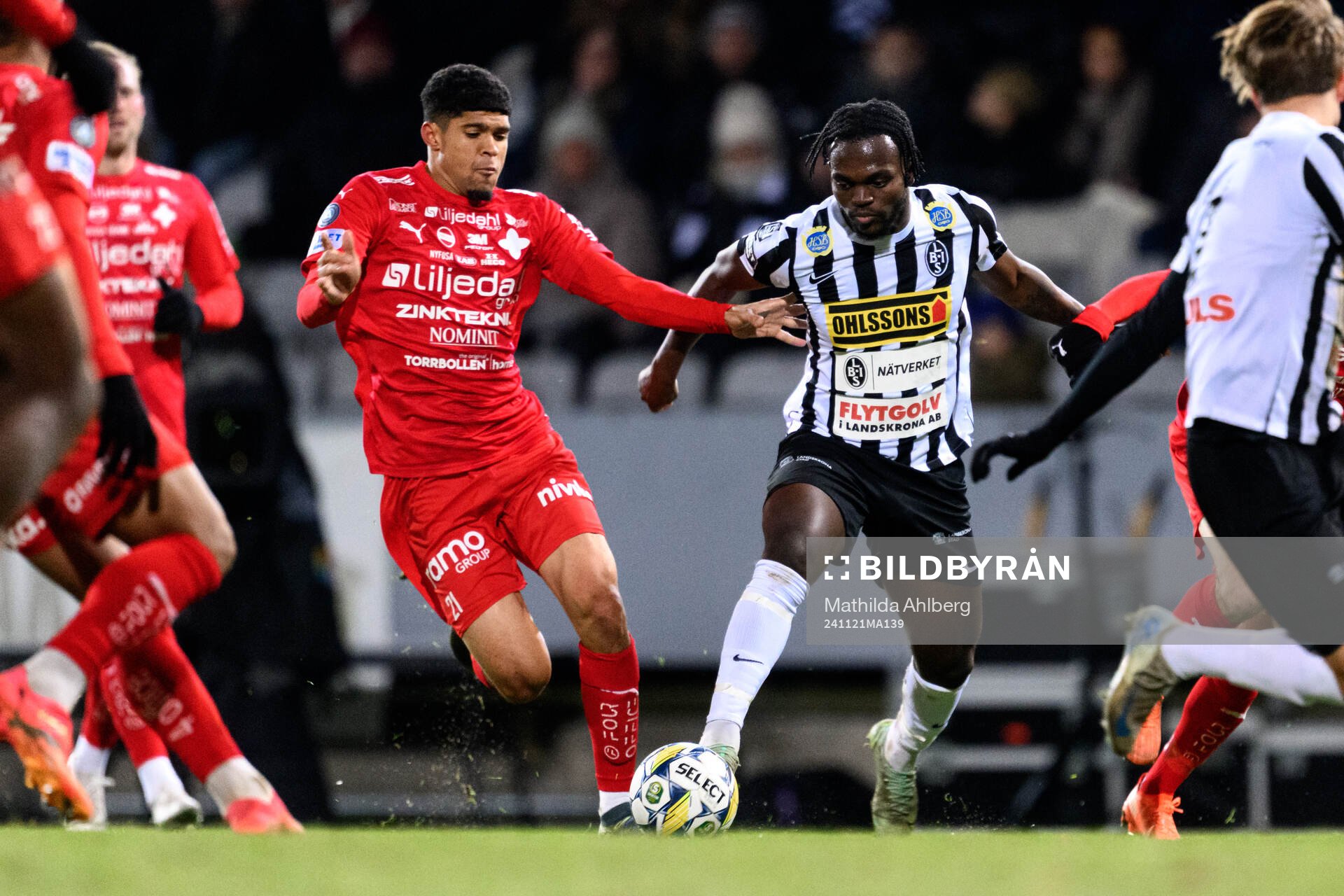 Värnamos Luke Le Roux och Landskronas Kofi Asare