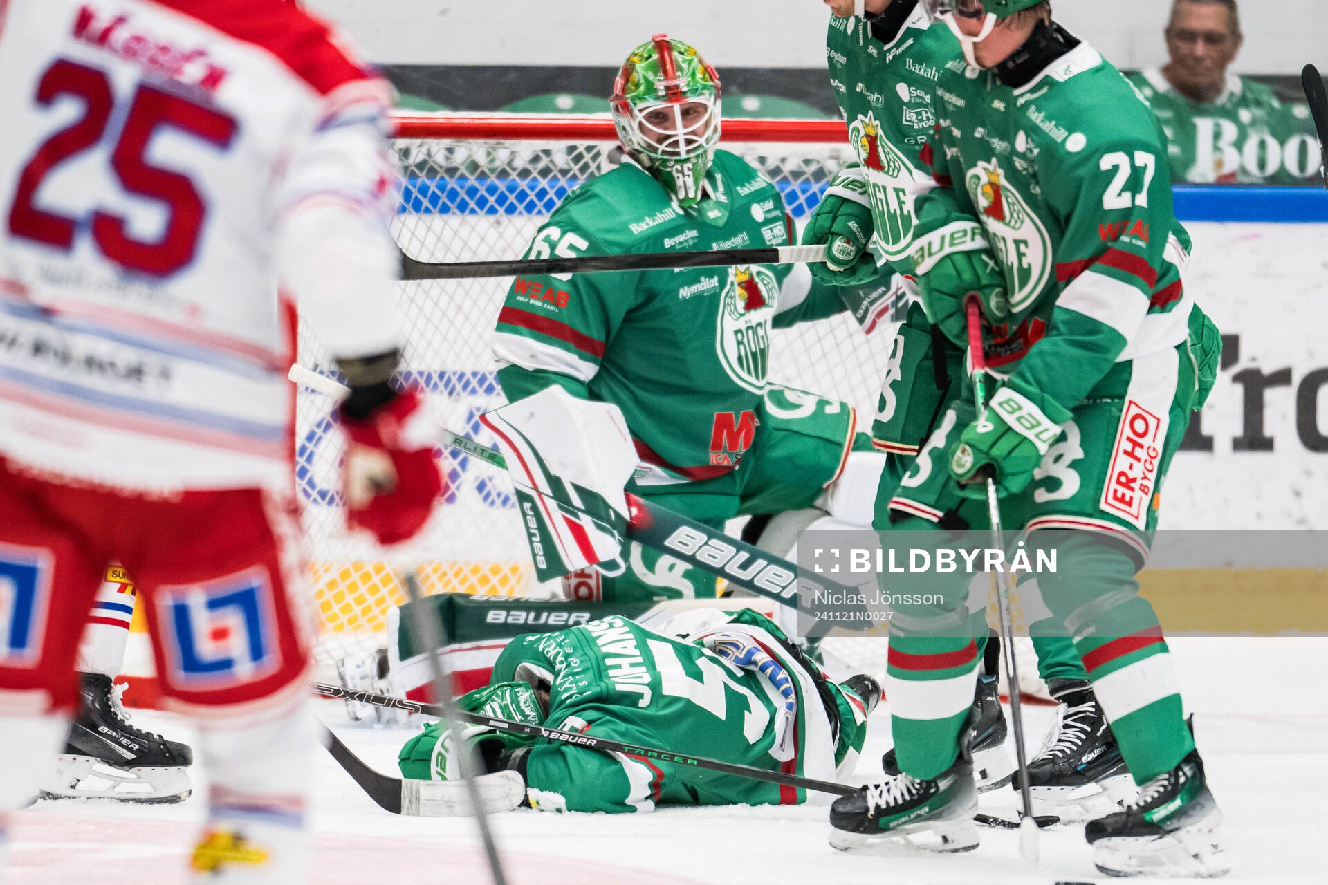 Rögles Filip Johansson har ont