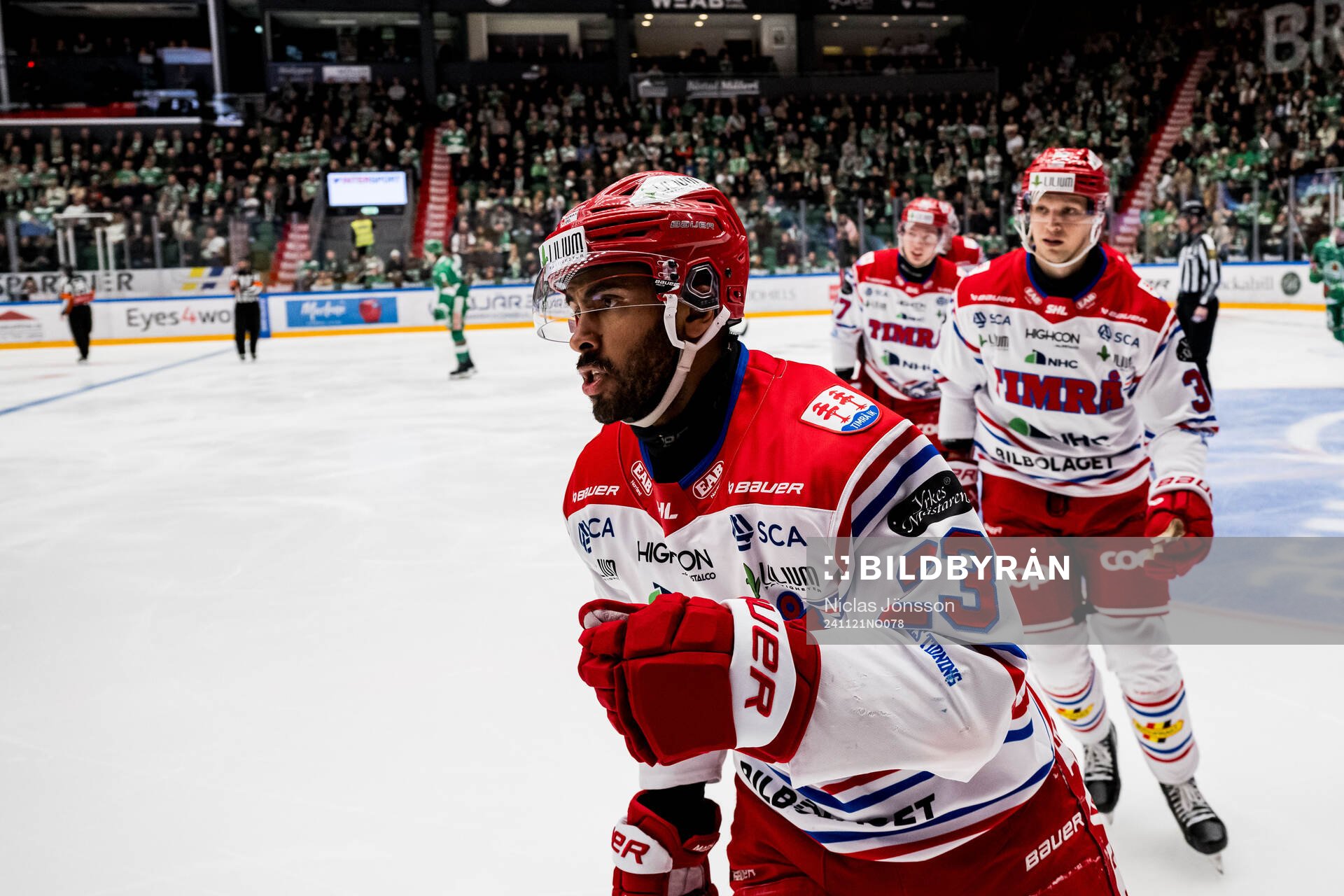 Timrås Jeremy Boyce-Rotevall jublar