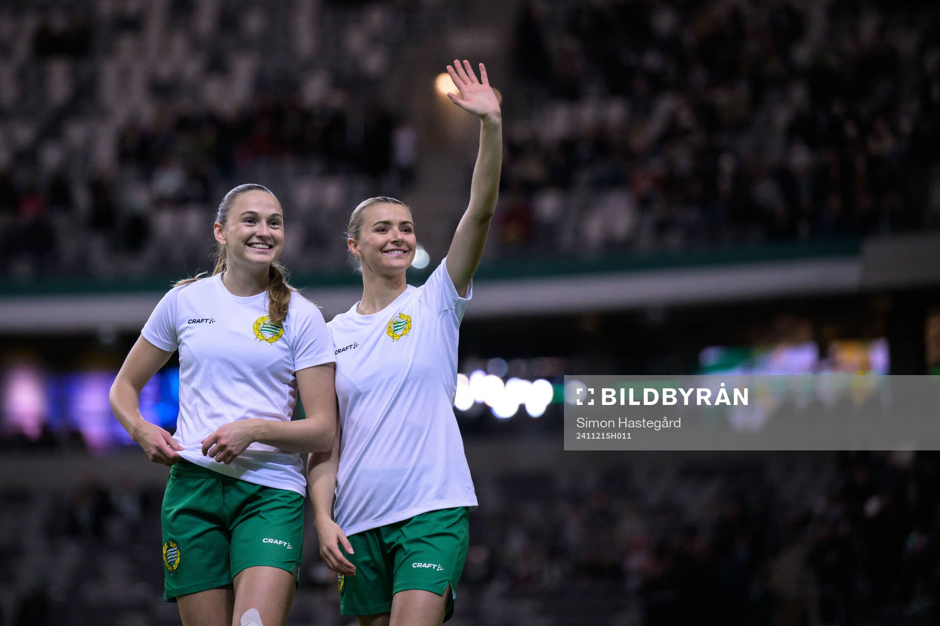 Anna Jøsendal and Thea Sørbo of Hammarby