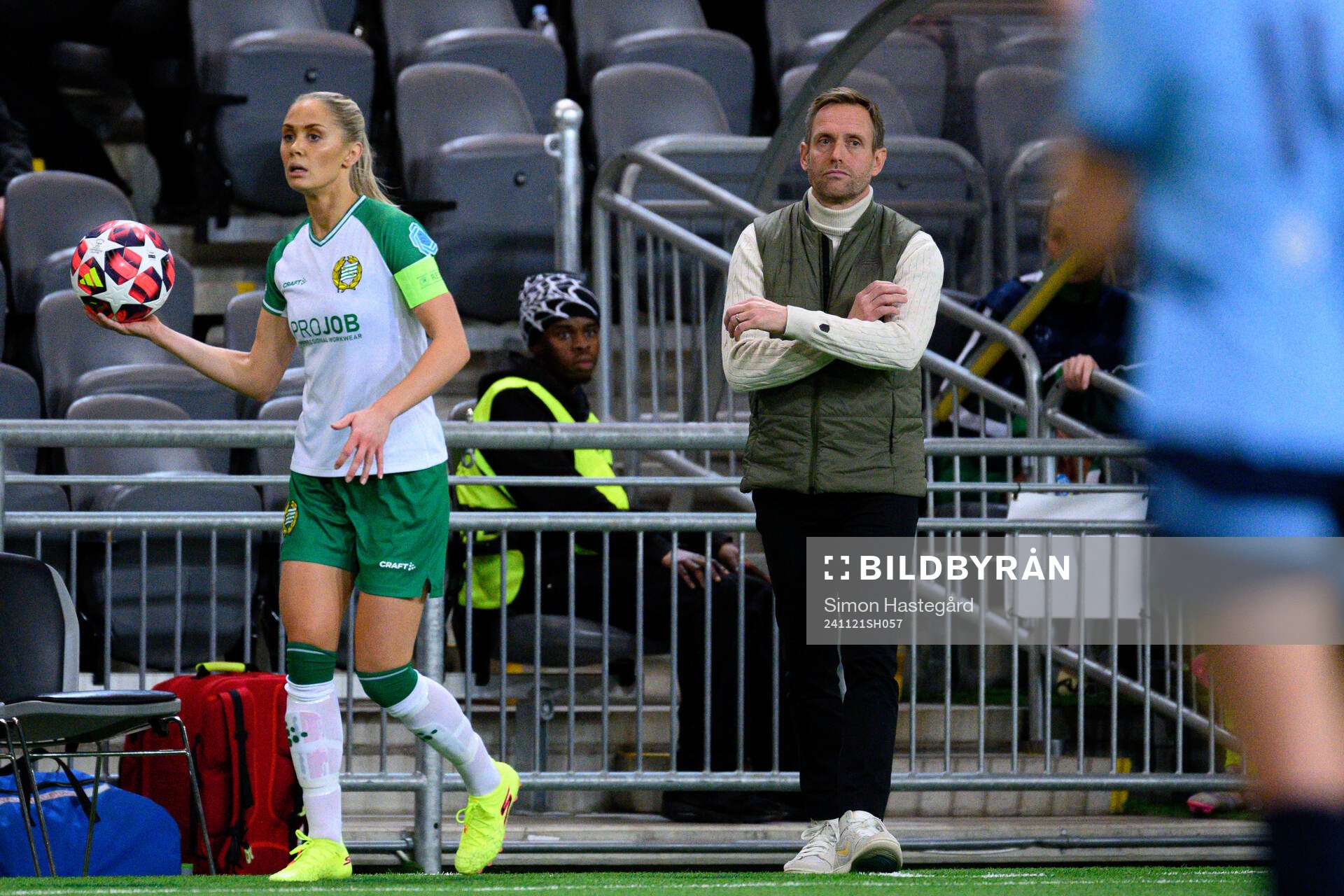 Alice Carlsson and Head coach Martin Sjögren of Hammarby