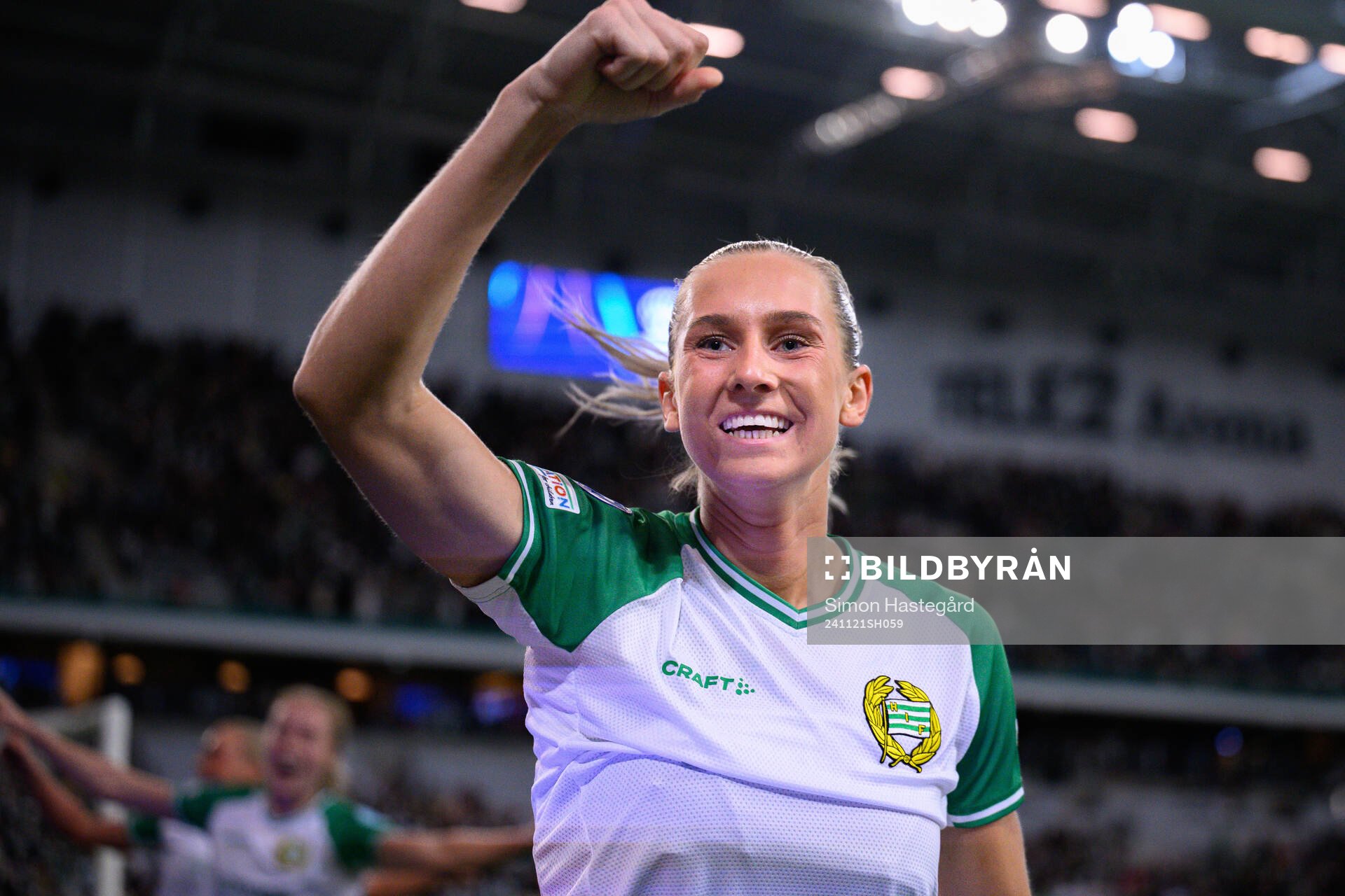 Ellen Wangerheim of Hammarby celebrates the 1-1 goal
