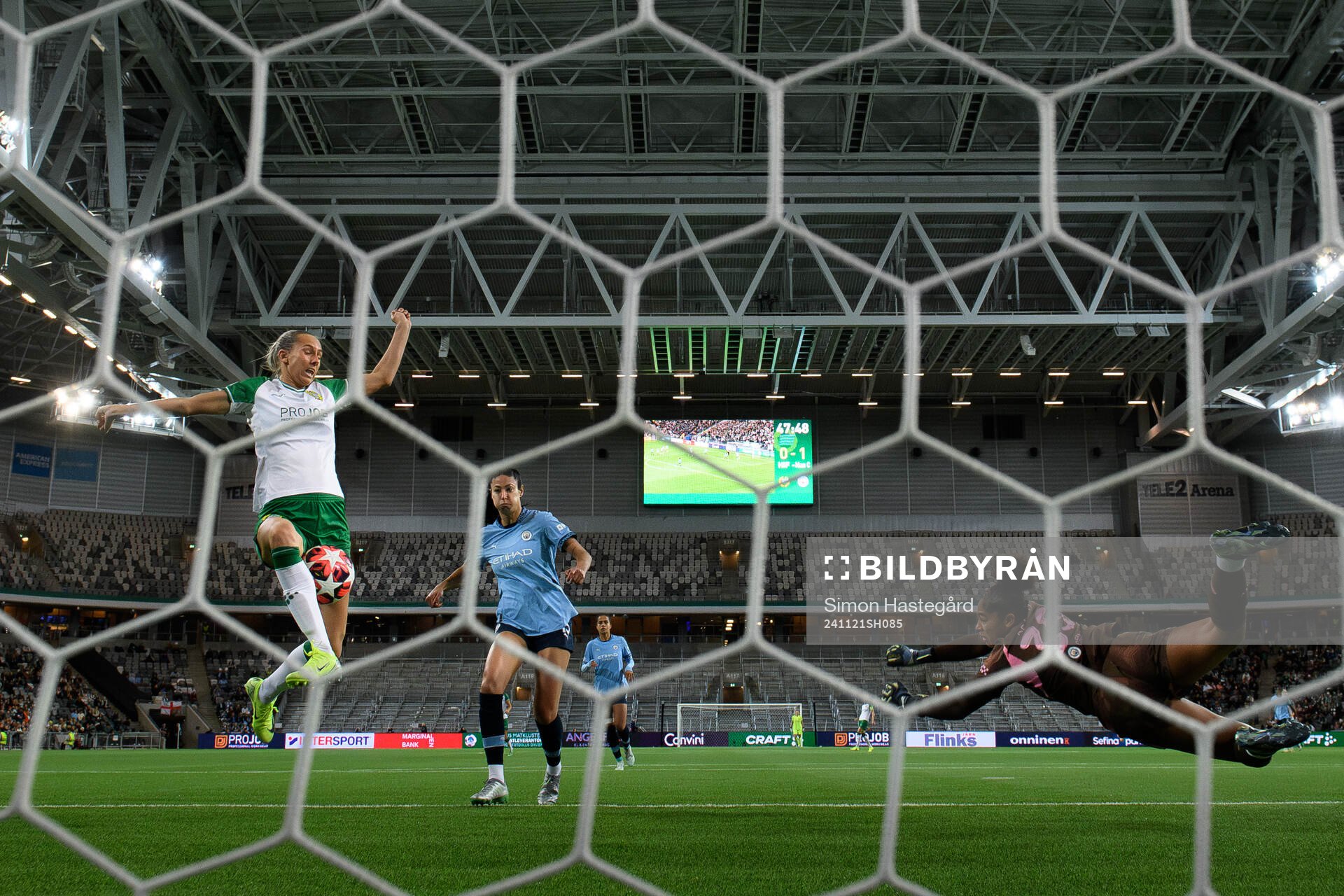Ellen Wangerheim of Hammarby scores the 1-1 goal behind