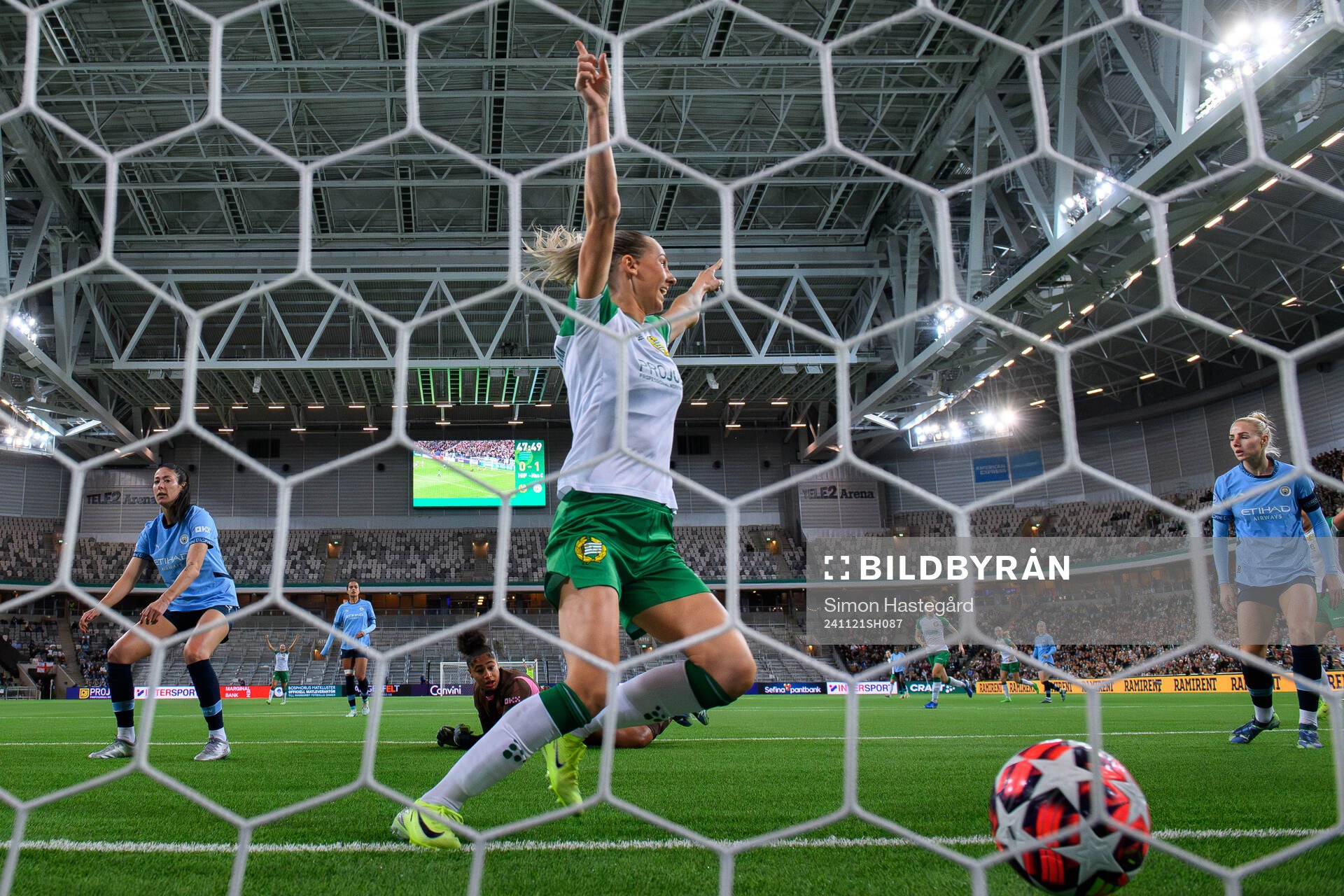 Ellen Wangerheim of Hammarby celebrates the 1-1 goal behind