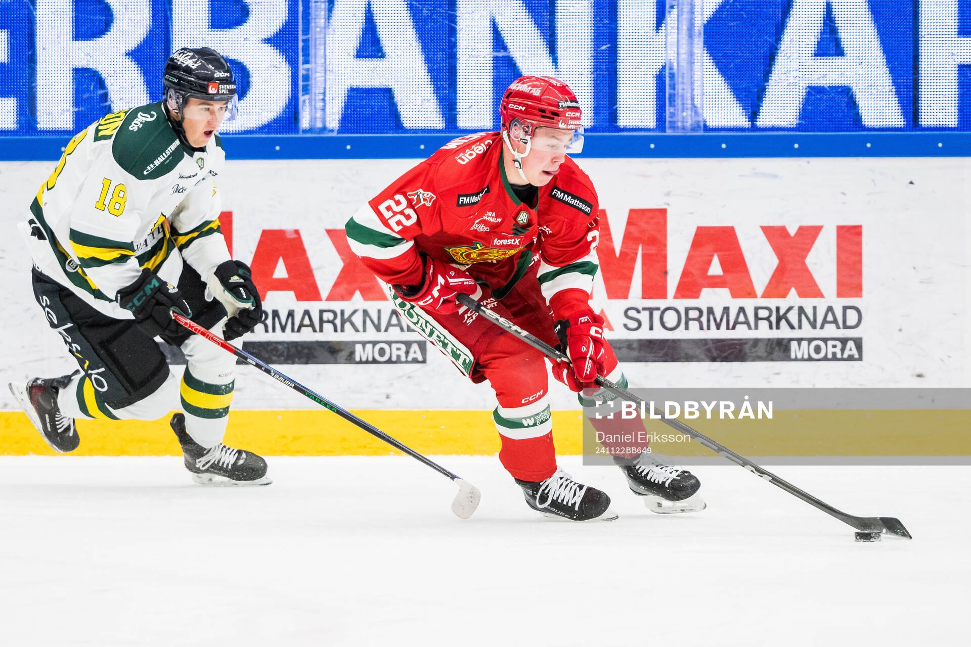 Östersunds Theo Jacobsson och Moras Petter Vesterheim