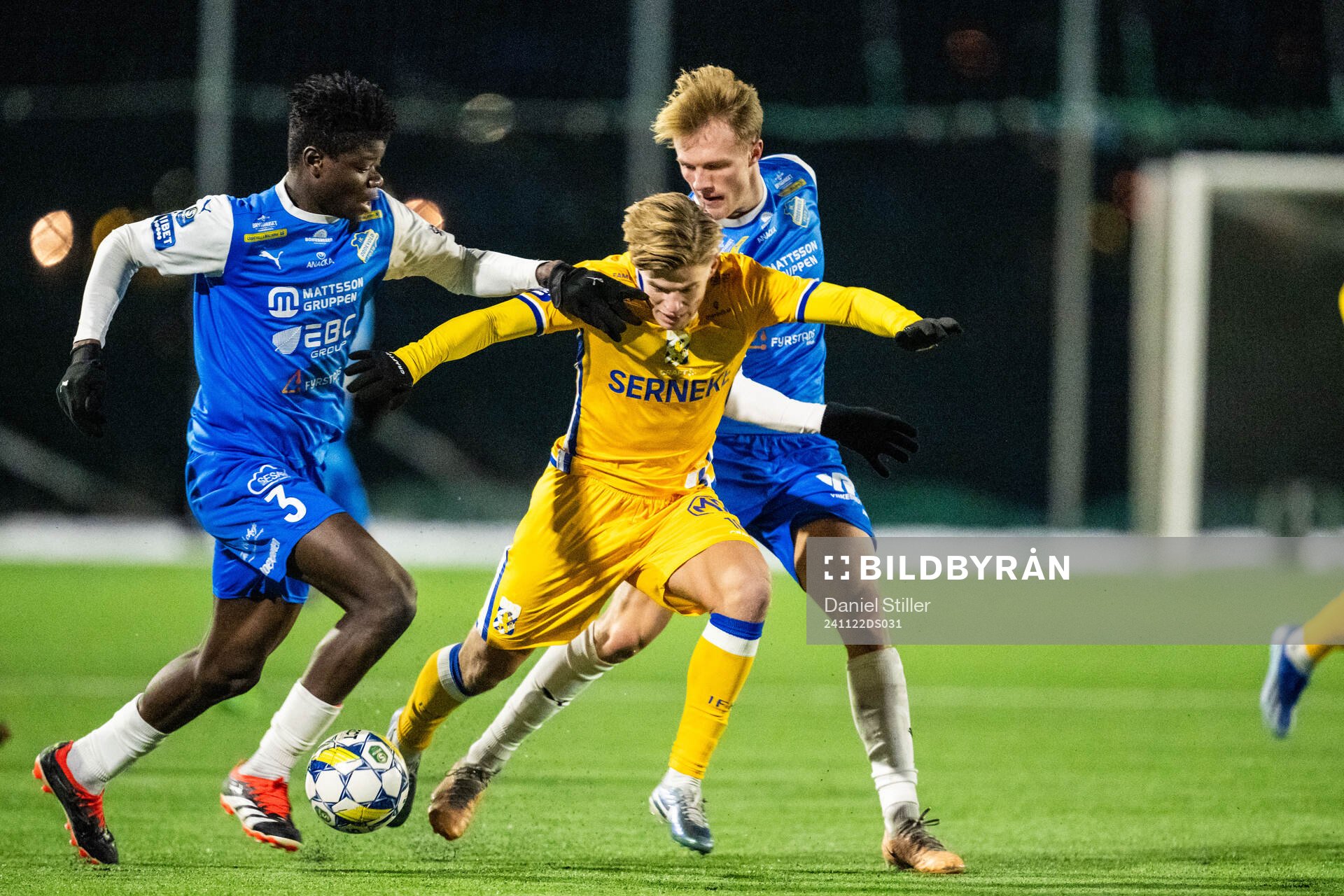 Oddevolds Pontus Johansson och Gabriel Sandberg mot IFK