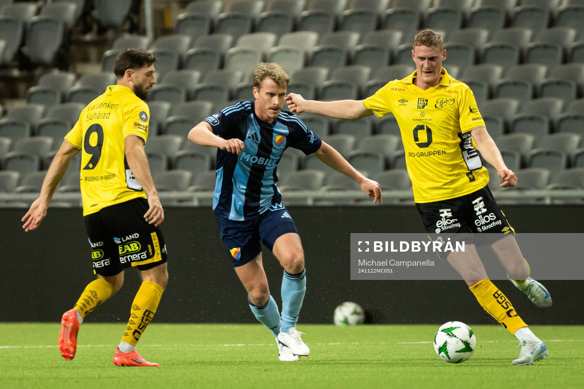Elfsborgs Arber Zeneli och Emil Holten mot Djurgårdens