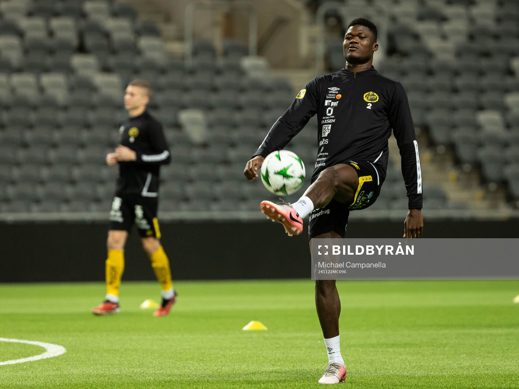 Elfsborgs Terry Yegbe innan en träningsmatch mellan