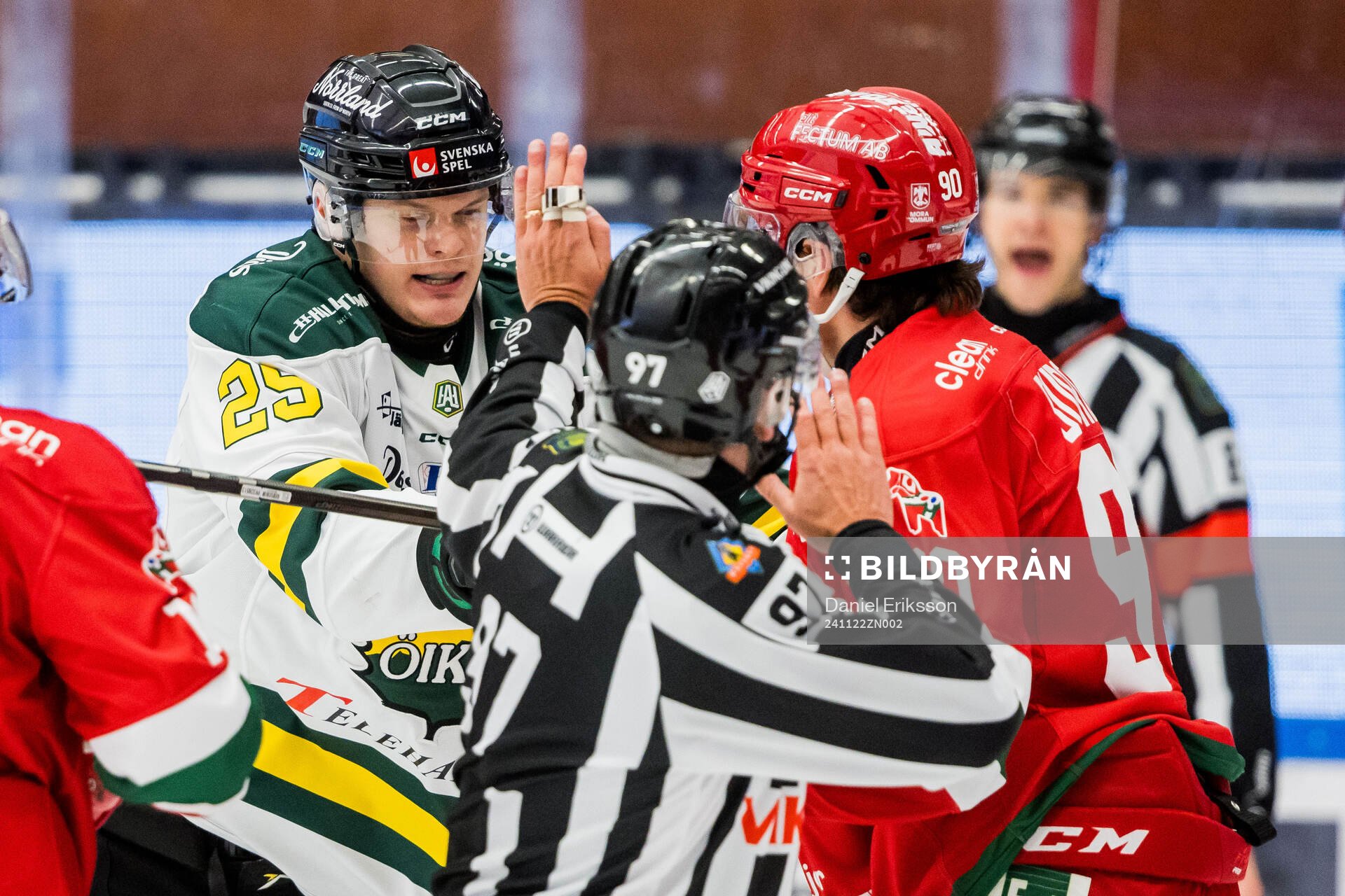 Östersund och Albin Eriksson och Moras Todd Burgess