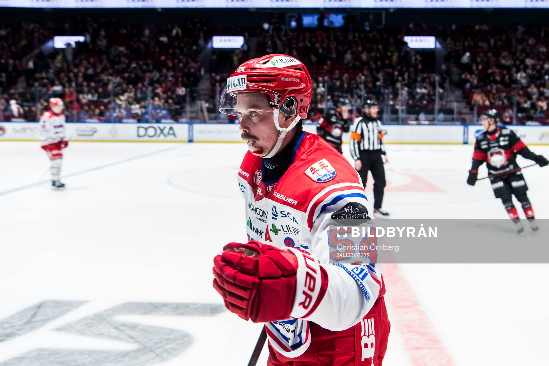 Timrås Jonathan Dahlén jublar