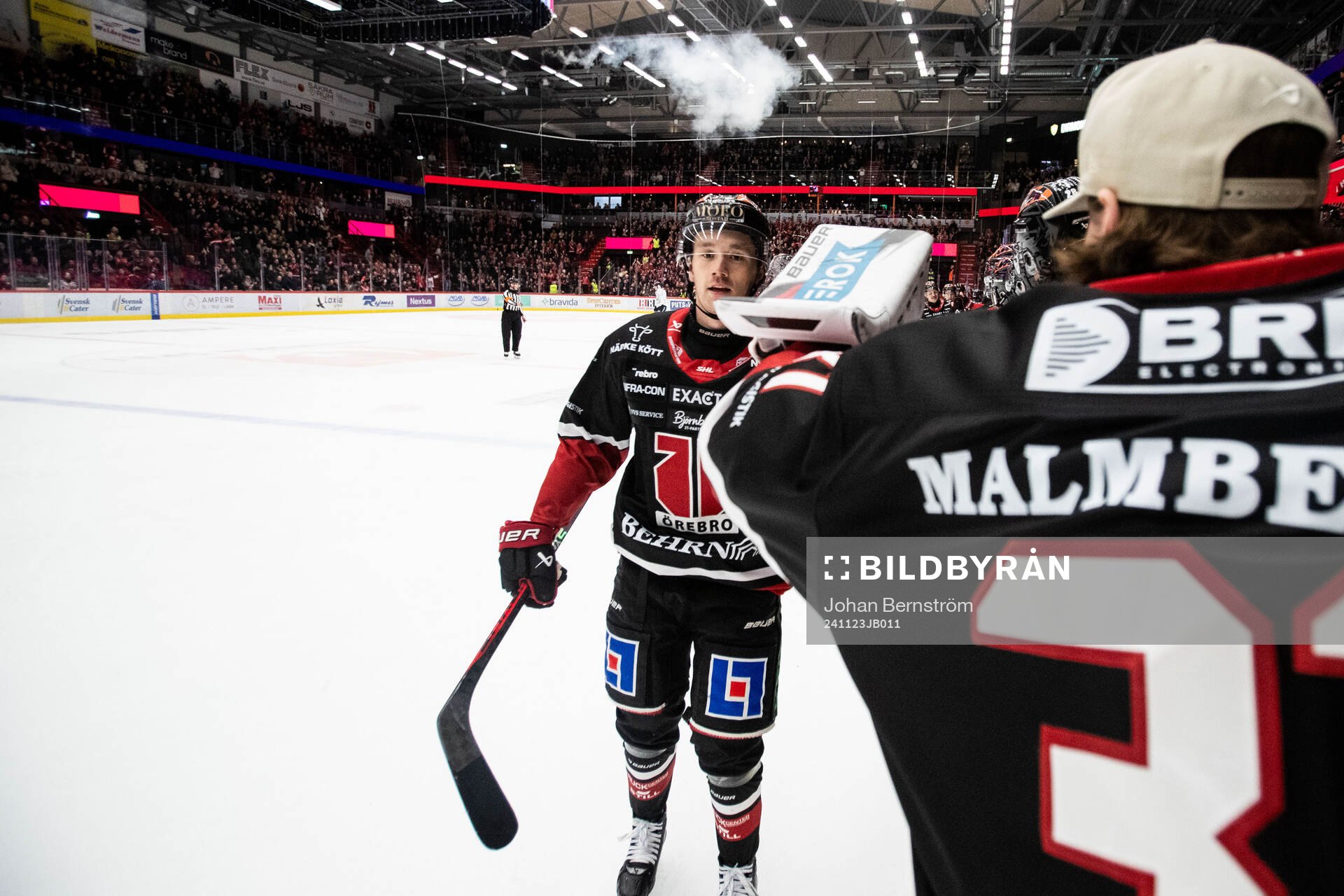 Örebros Filip Berglund jublar