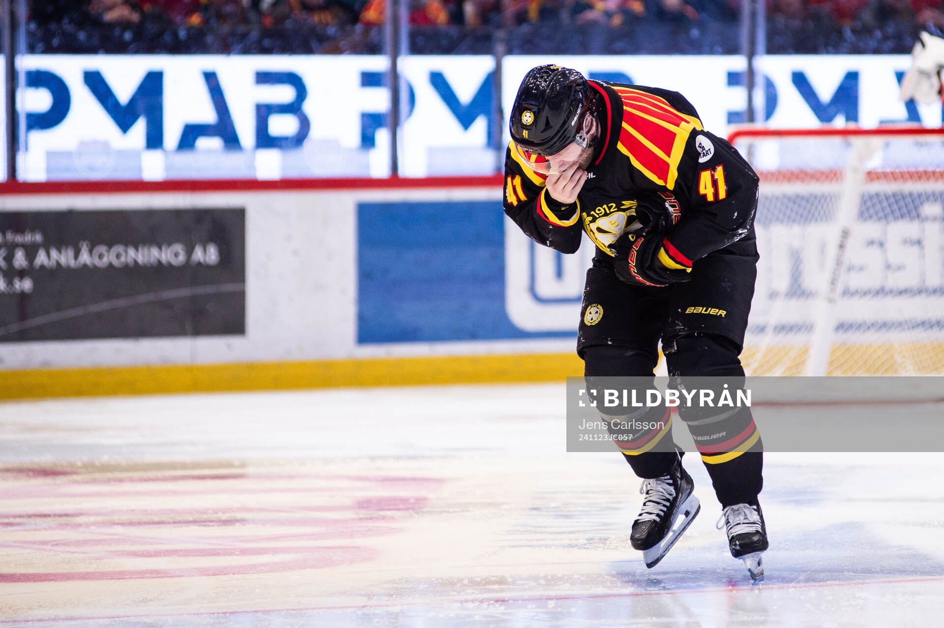 Brynäs Greg Scott har ont