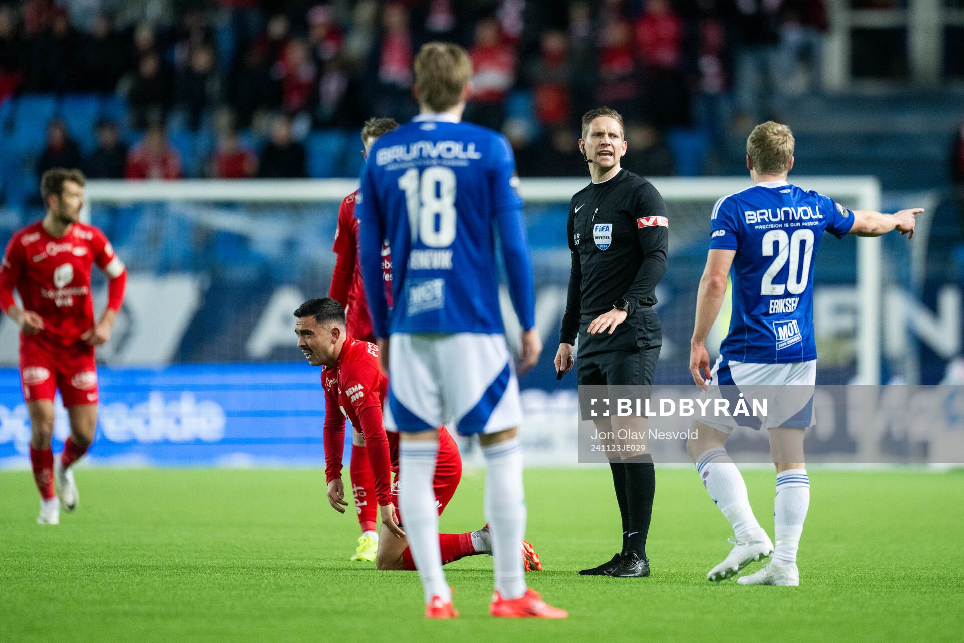 Referee Espen Eskås