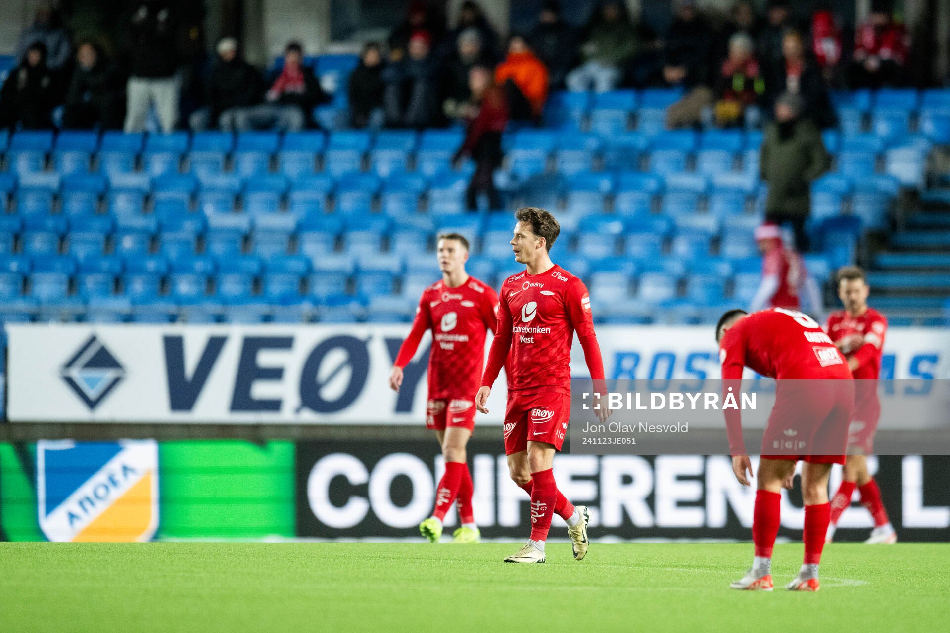 Players of Brann look dejected