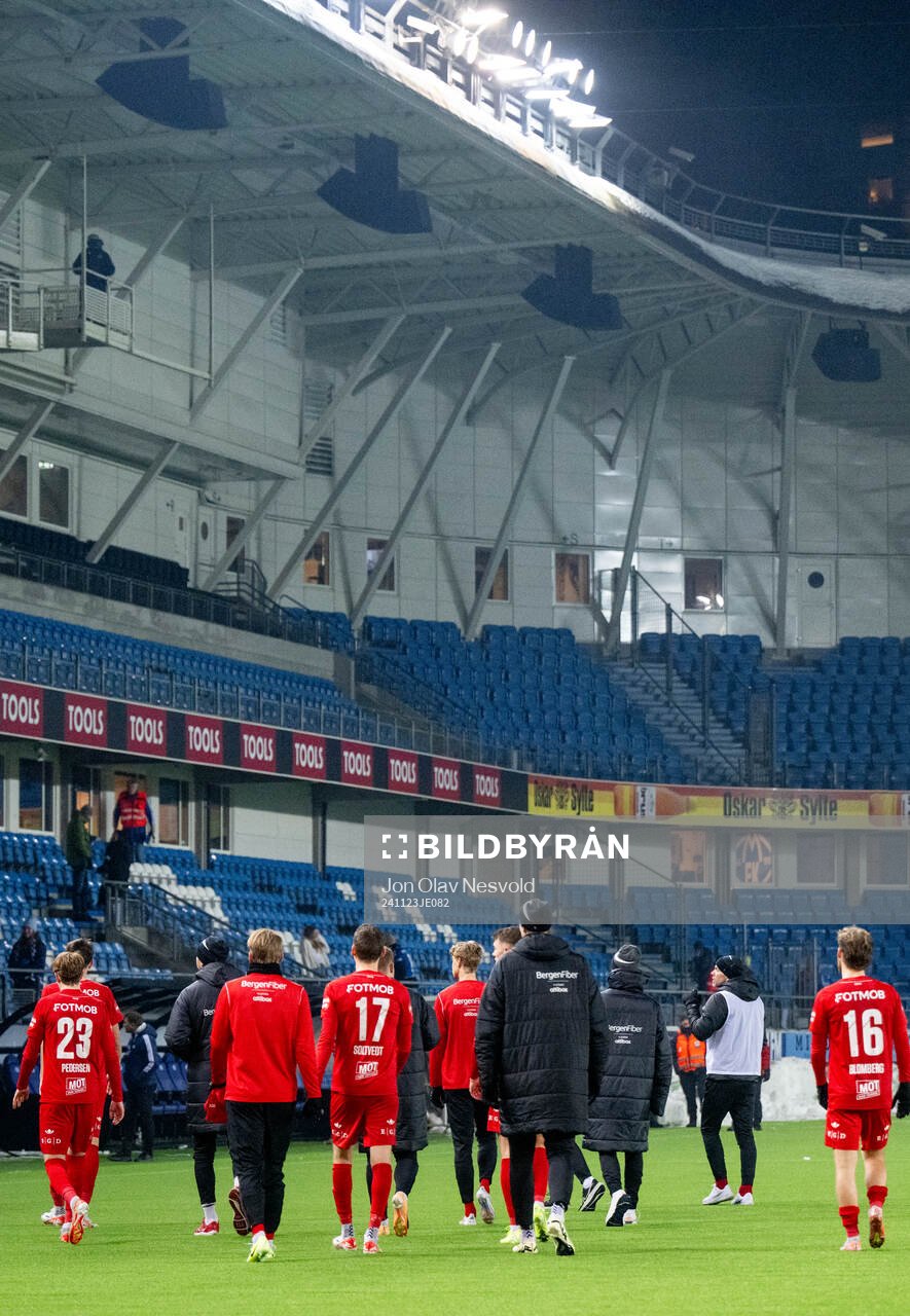 Players of Brann look dejected