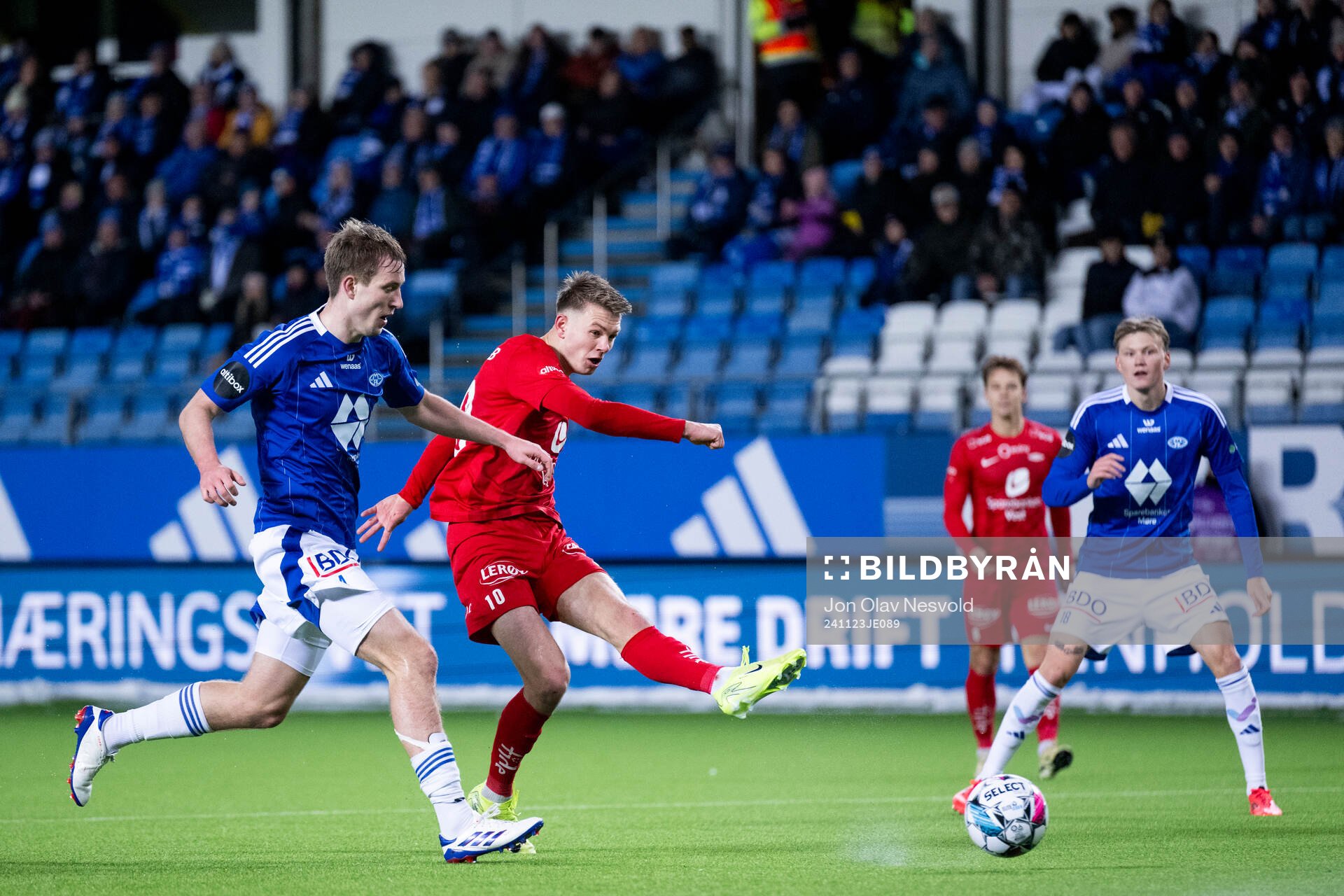 Valdemar Lund of Molde and Emil Kornvig of Brann