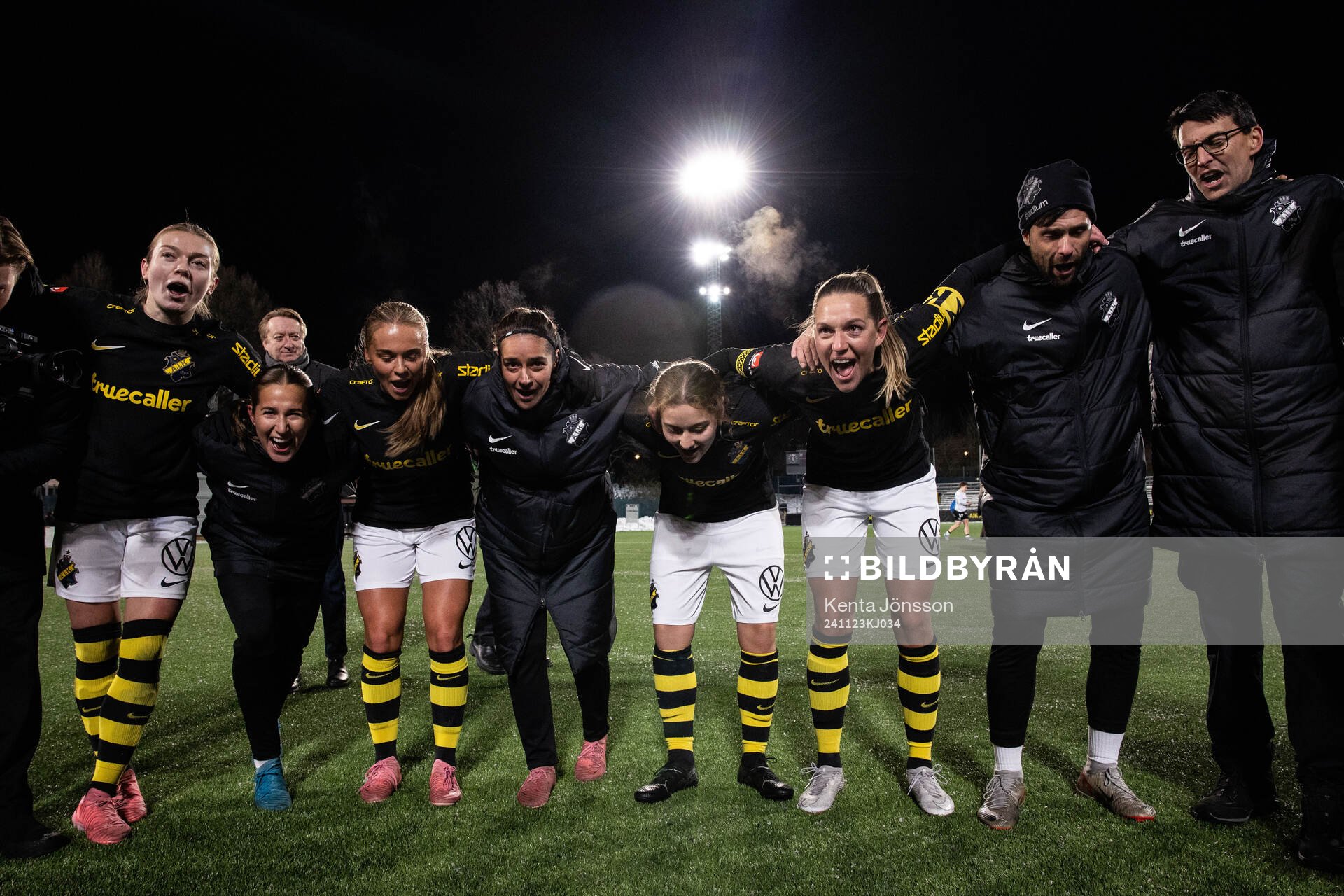 AIKs Beata Olsson, Felicia Saving, Villemo Dahlqvist,