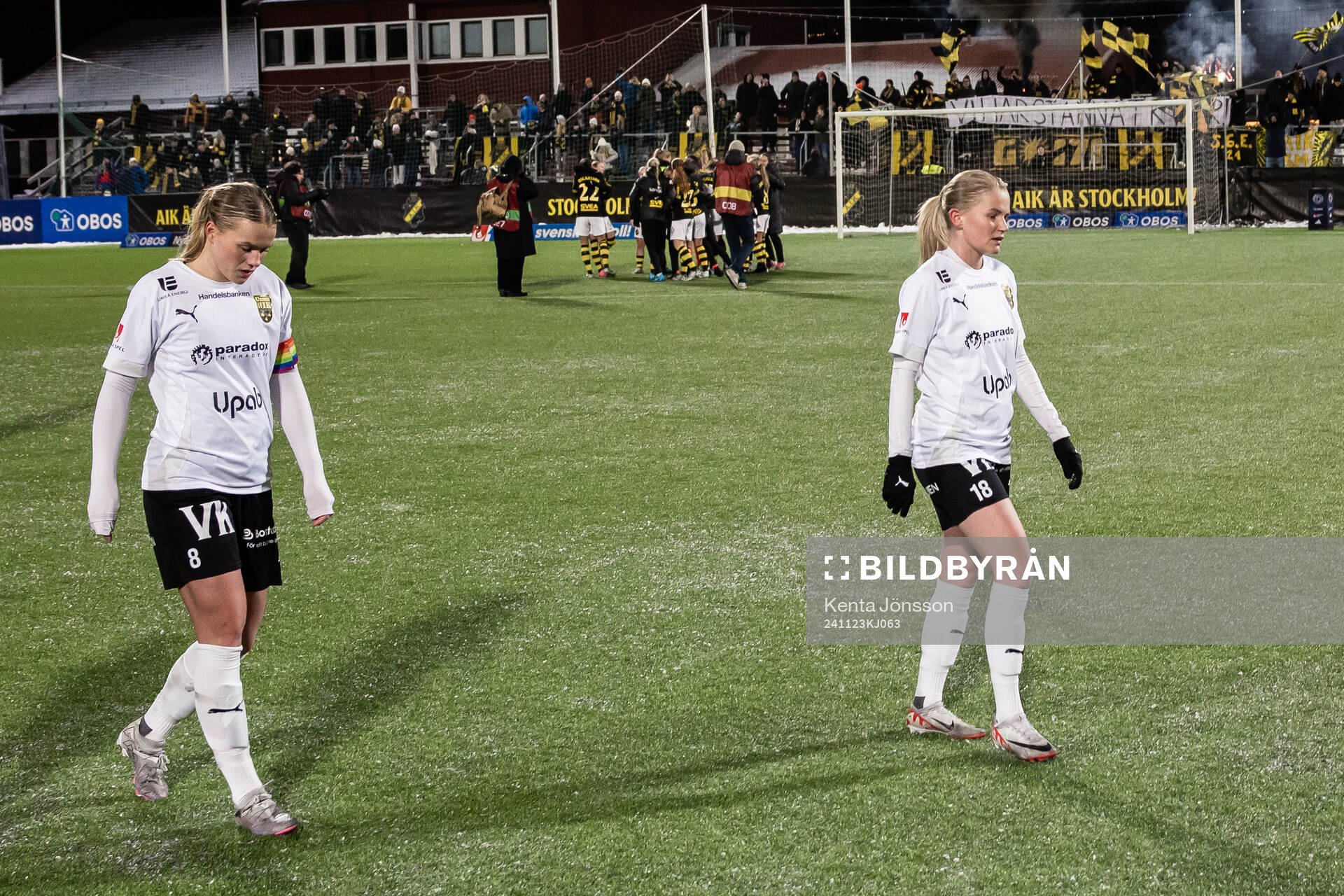 Umeås Alexandra Sandström och Alva Eriksson deppar