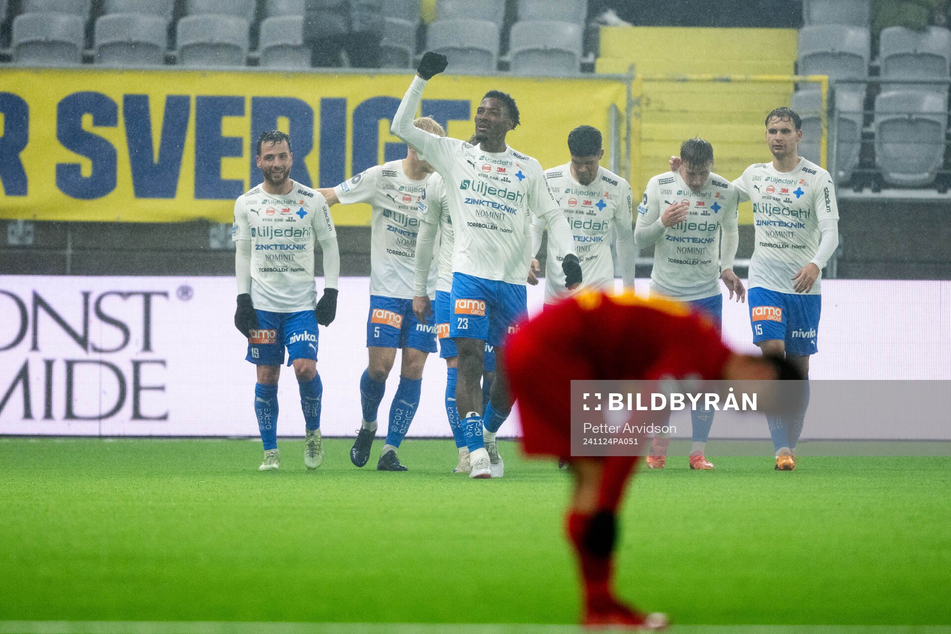 Värnamos Samuel Kotto jublar
