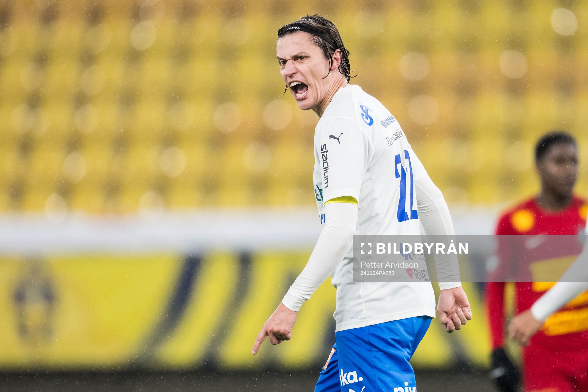 Värnamos Simon Thern reagerar