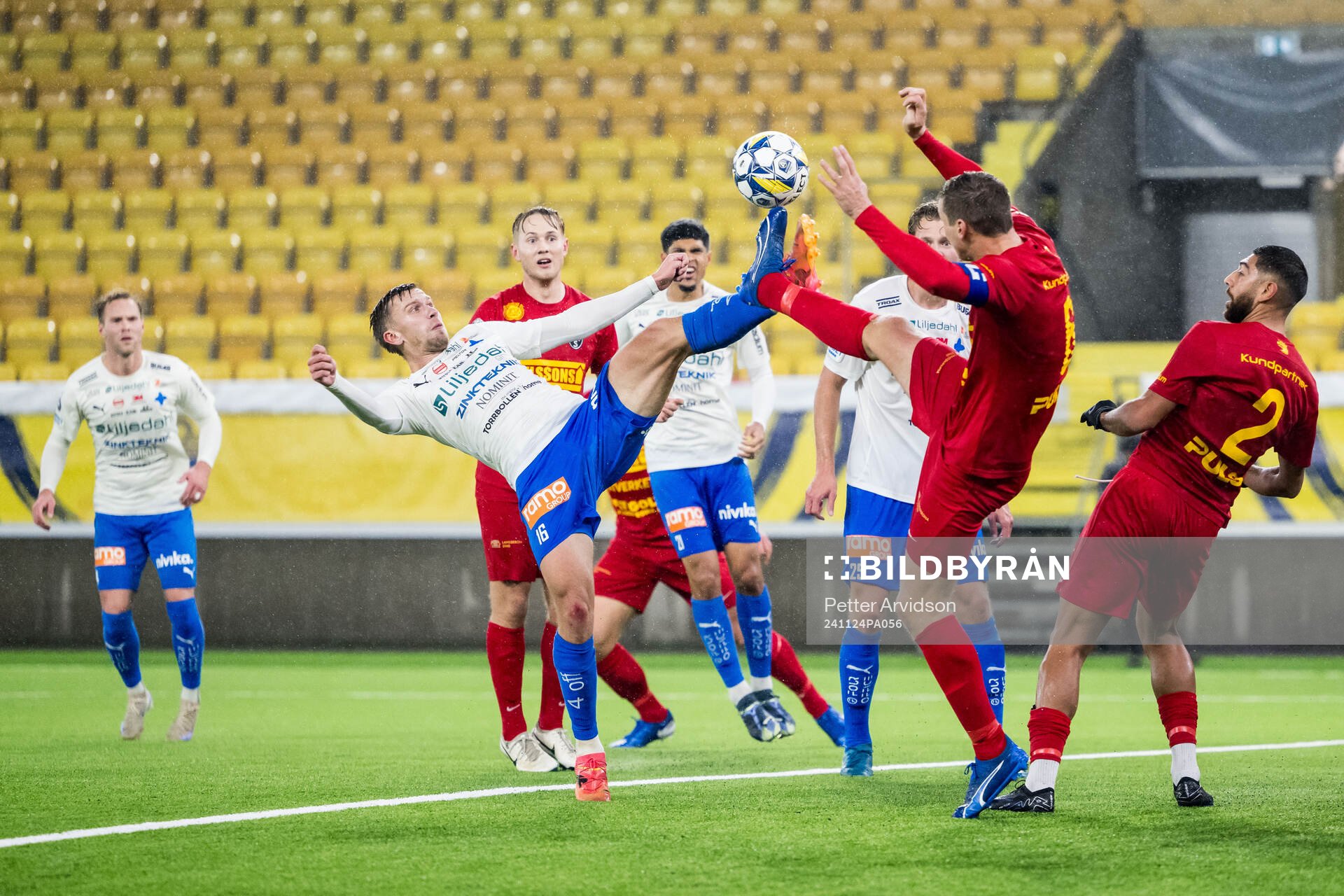 Värnamos Albin Lohikangas och Landskronas Philip Andersson