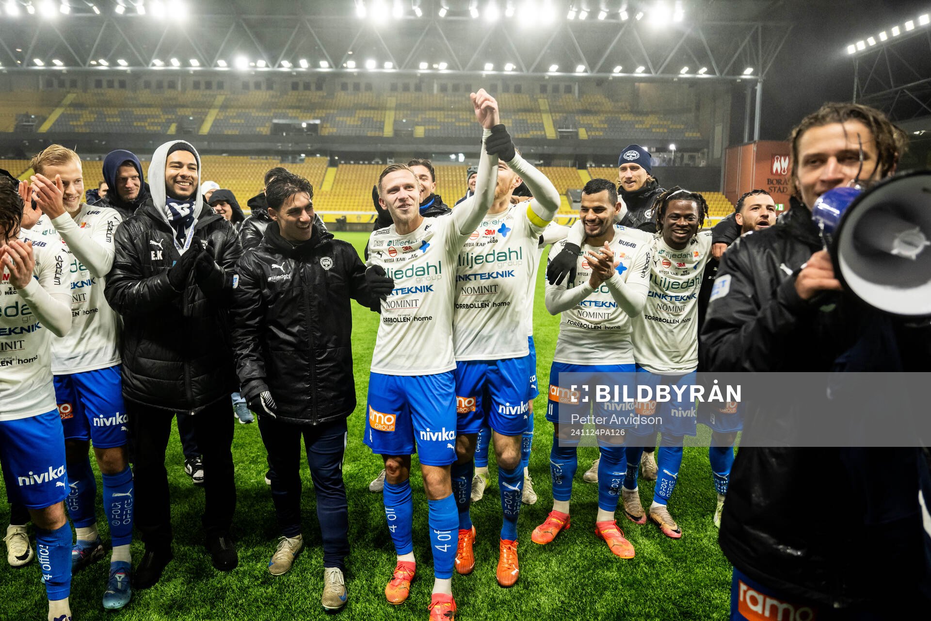 Värnamos Albin Lohikangas jublar