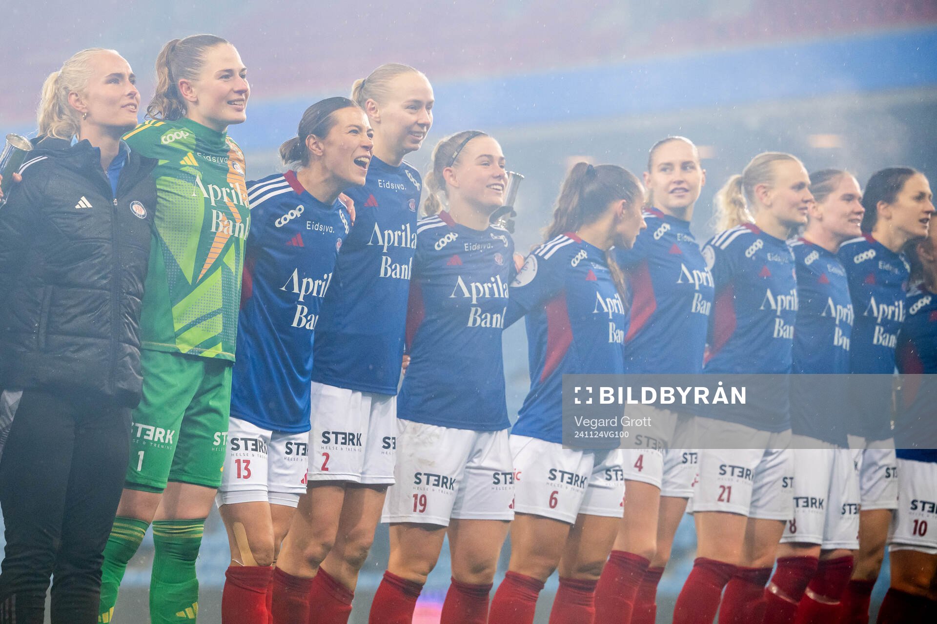 Goalkeeper Tove Evelina Enblom, Mimmi Löfwenius Veum, Sara