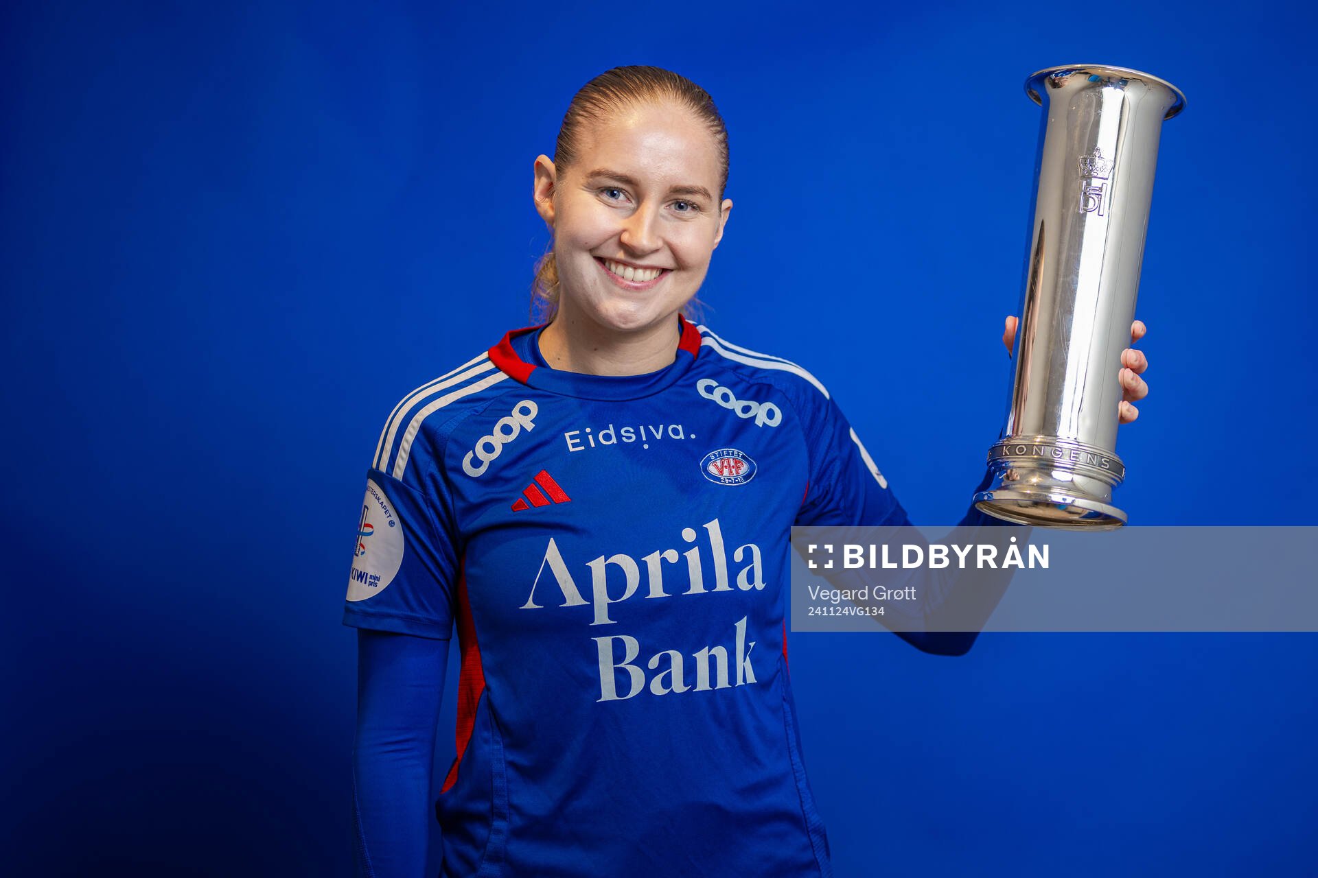 Iselin Sandnes Olsen of Vålerenga poses for a portrait