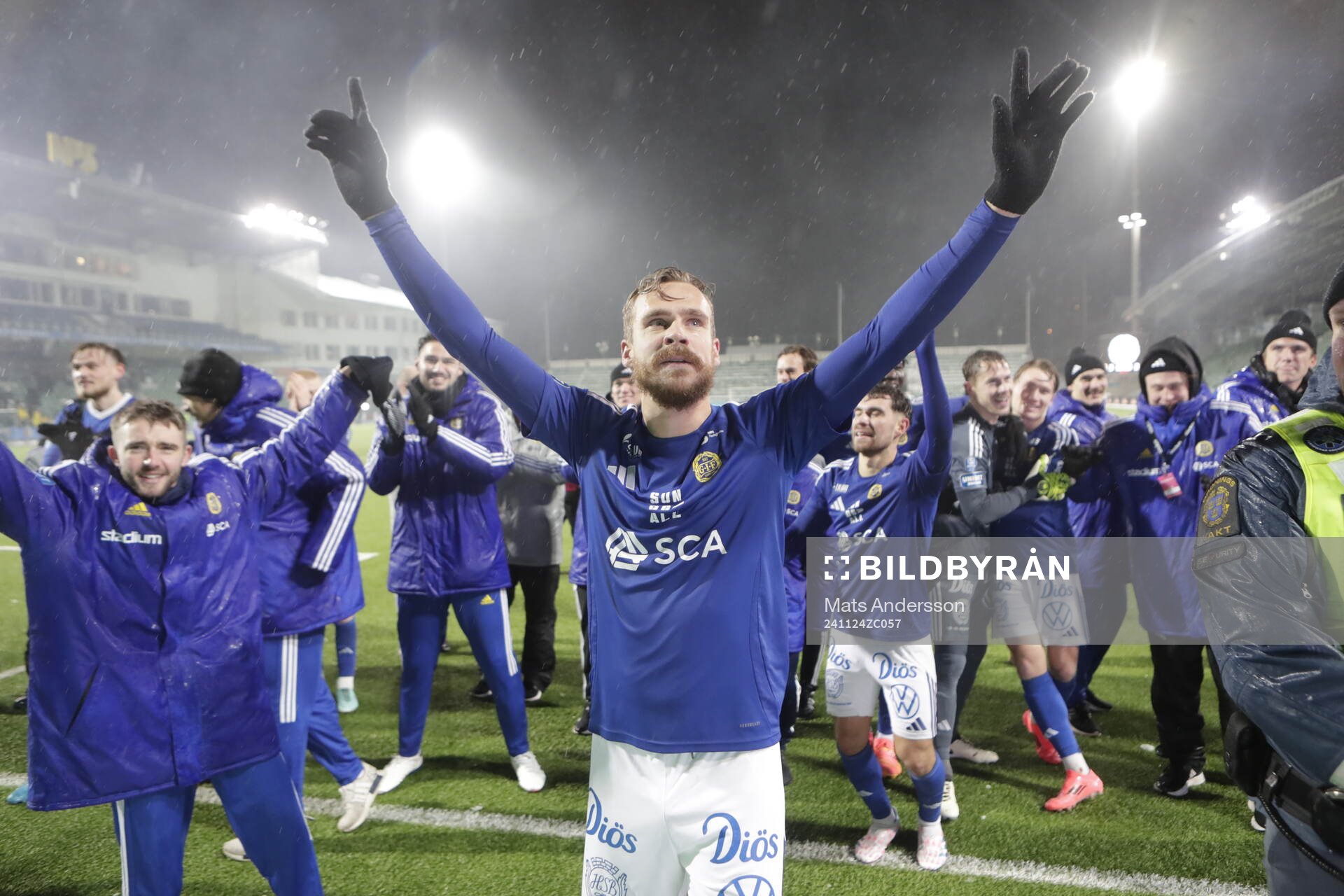 GIF Sundsvalls Pontus Engblom jublar