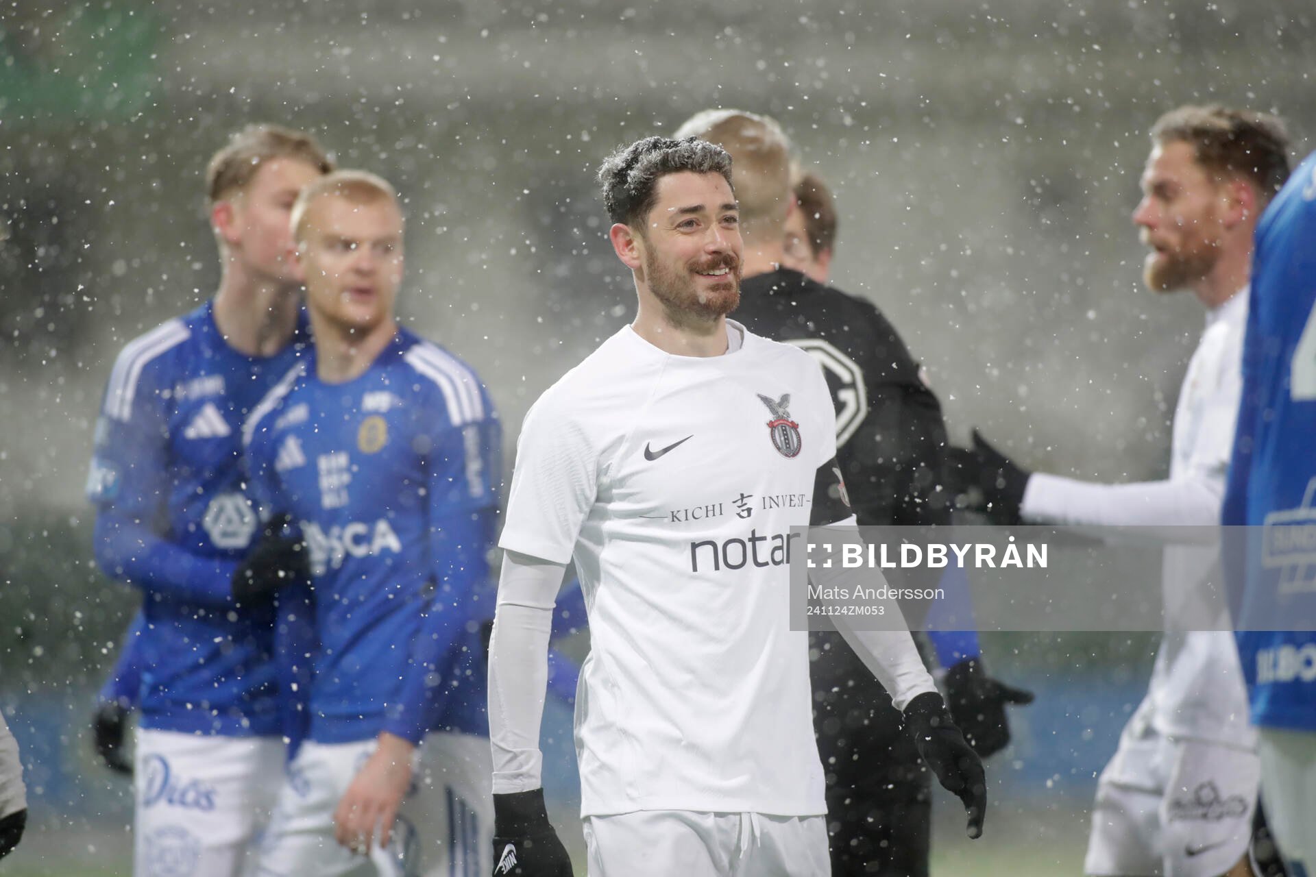 FC Stockholms David Zlotnik jublar efter 0-1 under fotbollsmatchen i kvalet till Superettan mellan GIF Sundsvall och FC Stockholm den 24 november 2024 i Sundsvall. 