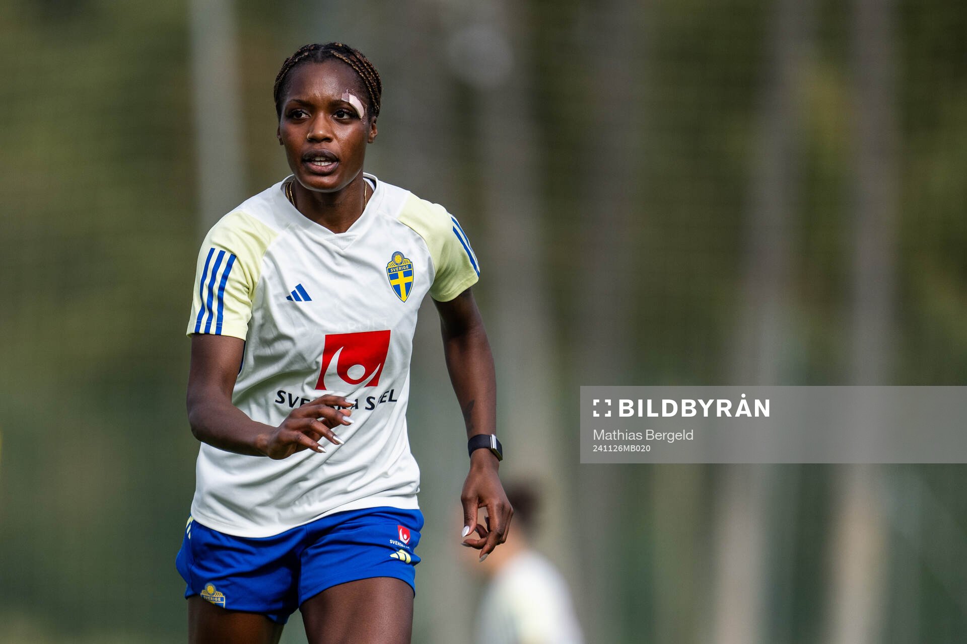 Evelyn Ijeh of the Swedish women's national football team