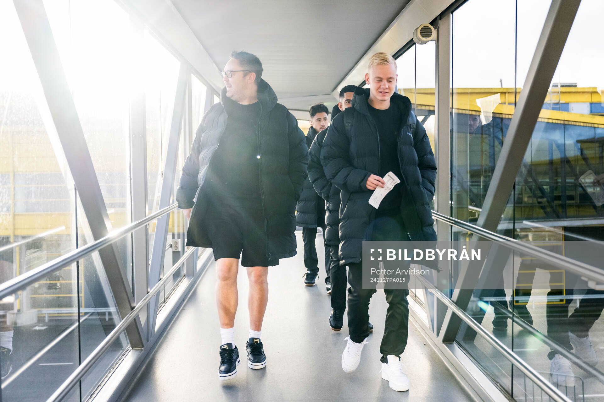 Equipment manager Daniel Möller and Otto Rosengren of