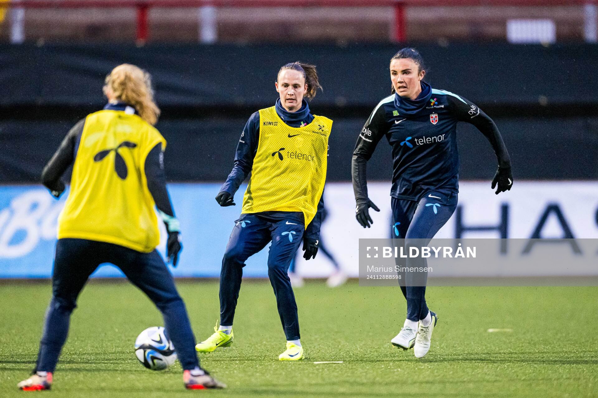 Caroline Graham Hansen and Ingrid Syrstad Engen of the Norwegian women's national football team during a training session on November 28, 2024 in Larne.