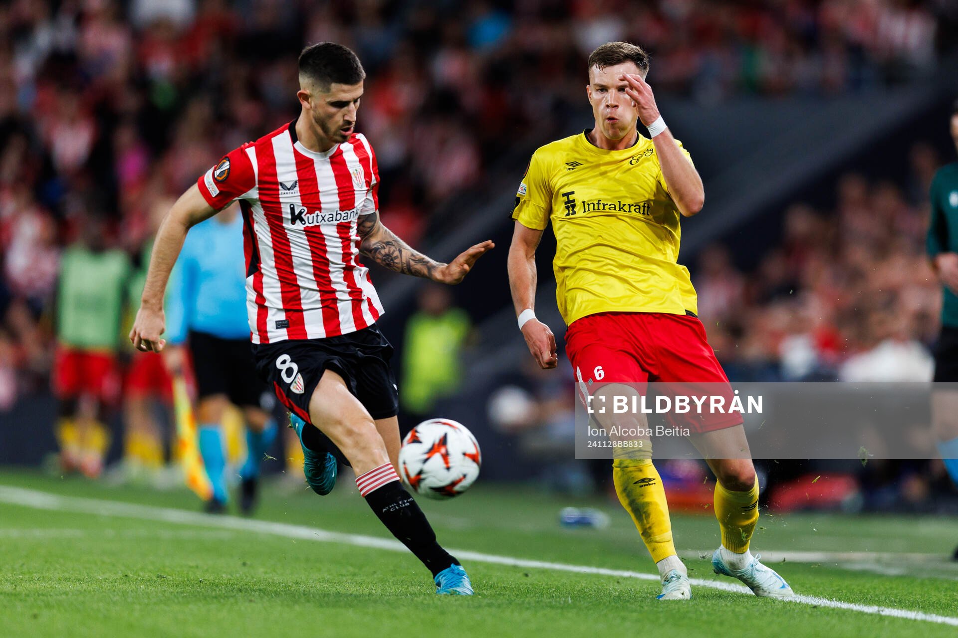 Ander Herrera of Athletic Bilbao and Andri Fannar