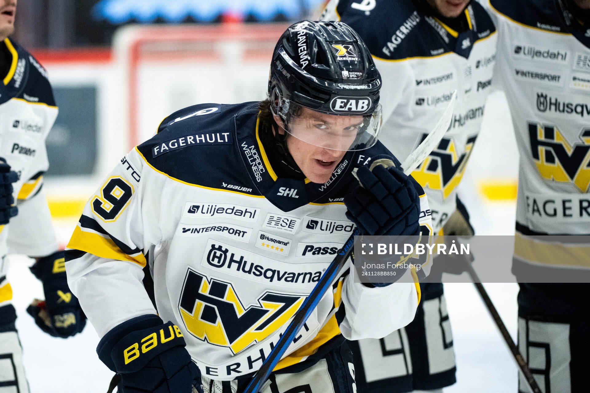 HV71s Jamiro Reber jublar