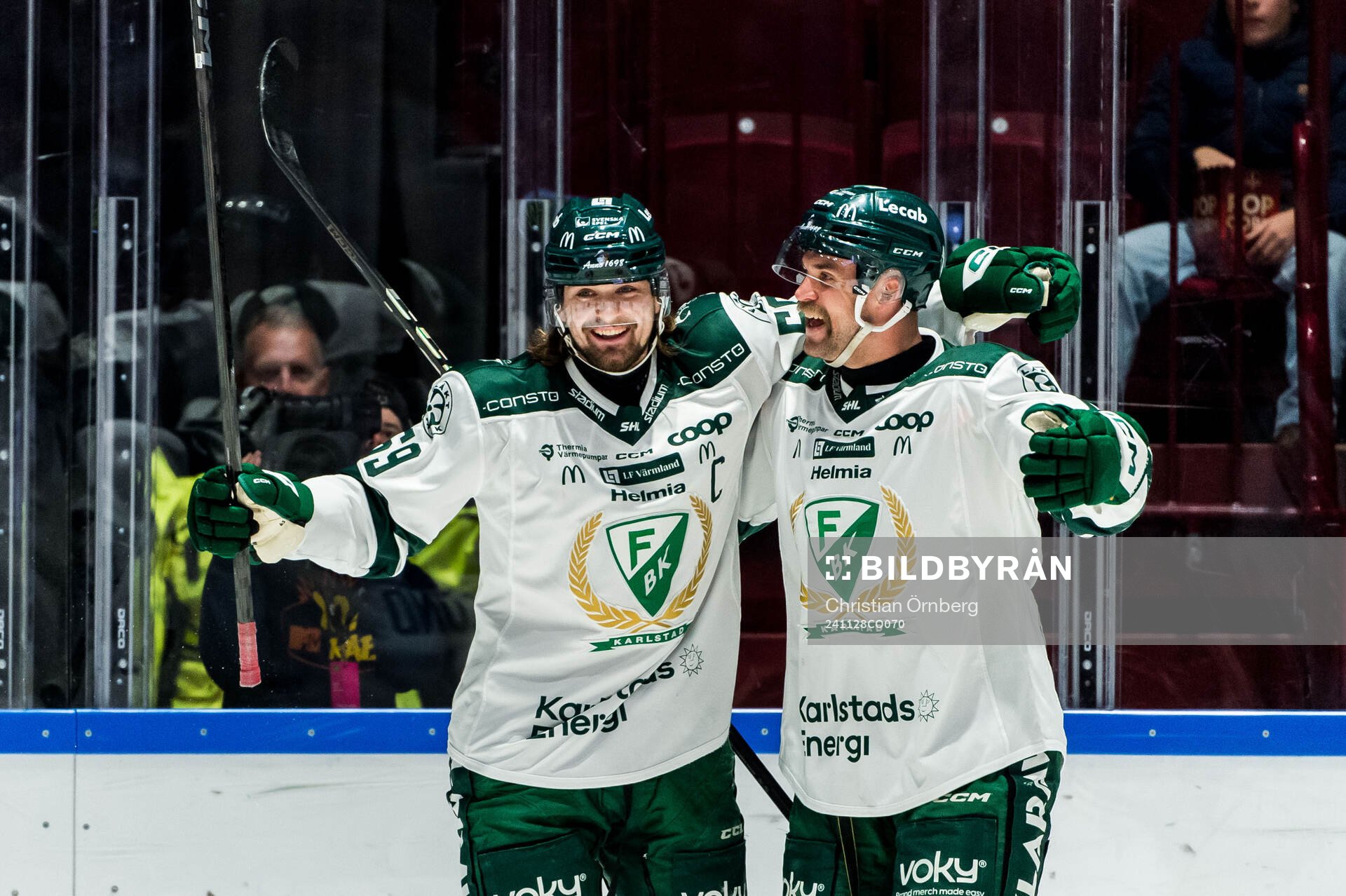 Färjestads Linus Johansson jublar