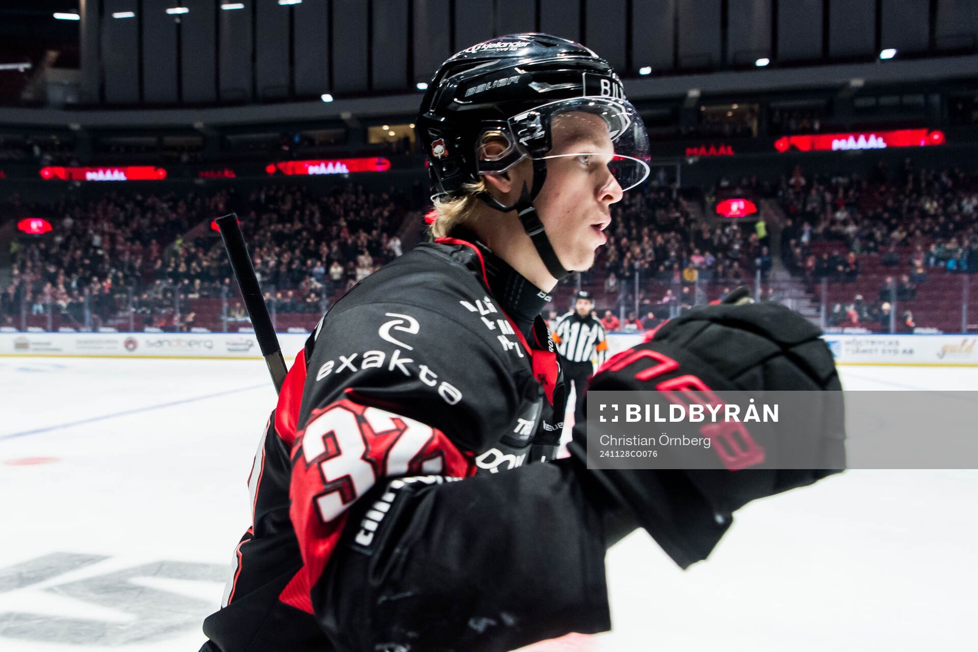 Malmö Redhawks Joona Ikonen jublar