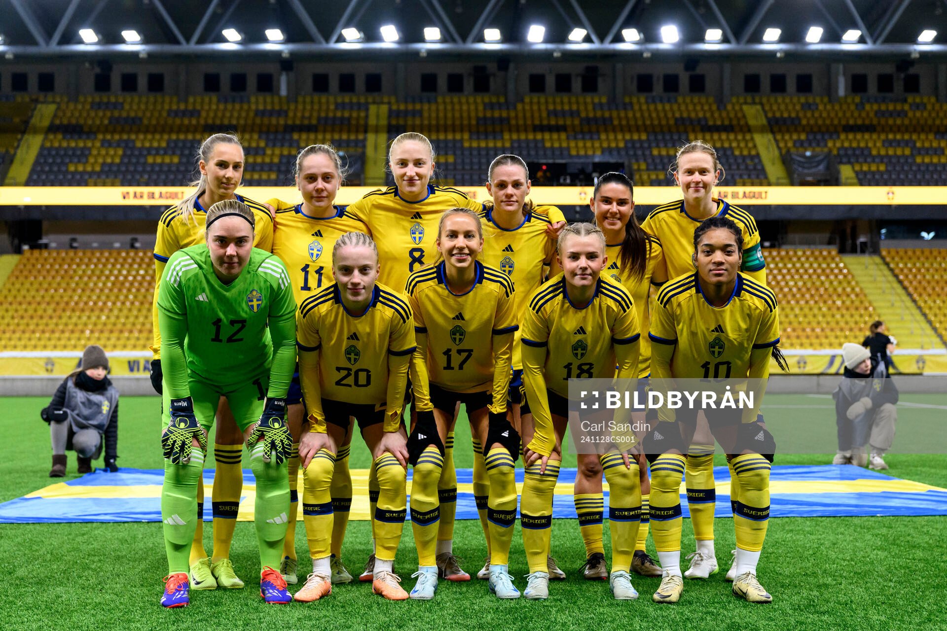 The starting eleven of Sweden poses for a team group photo